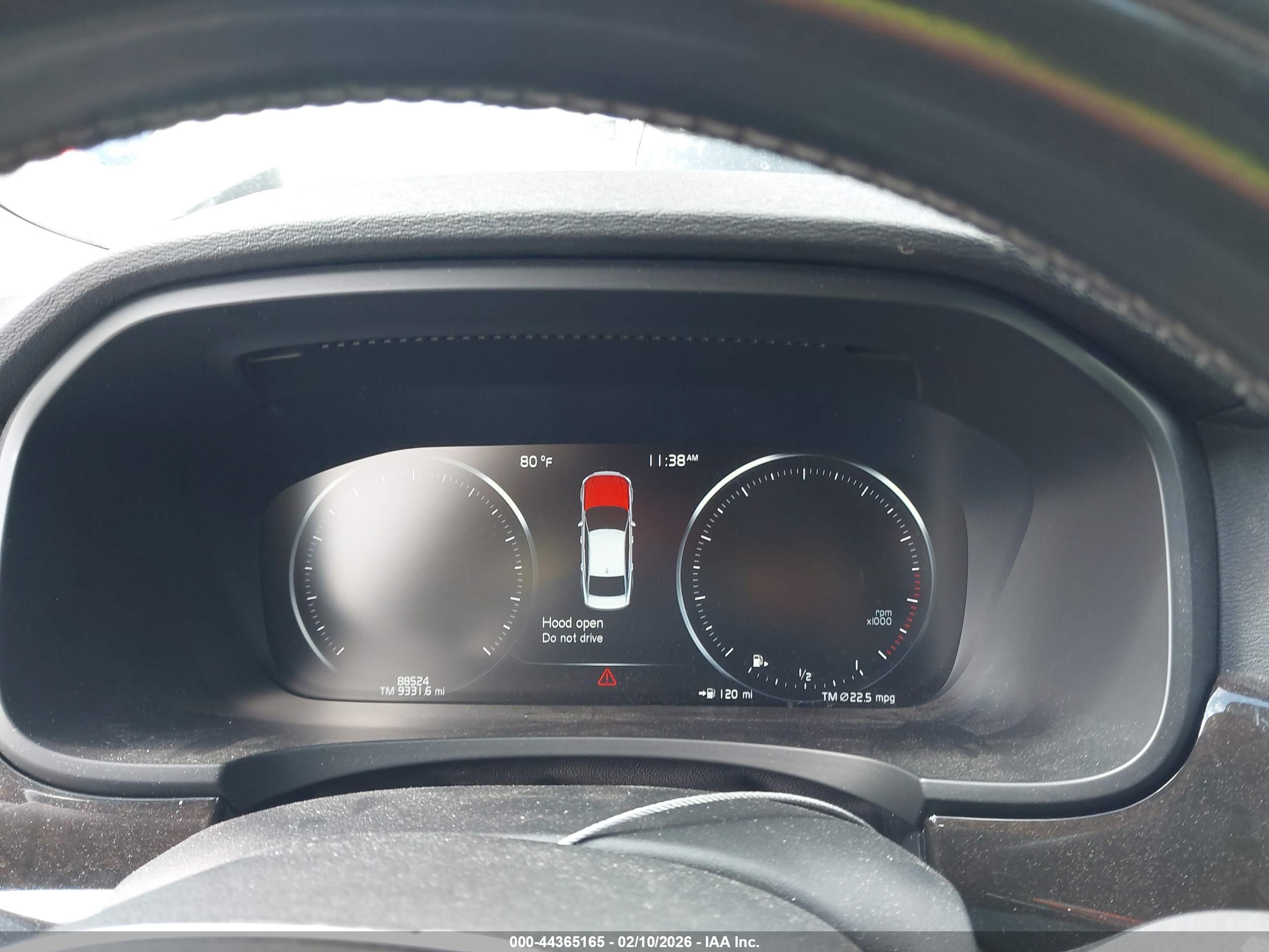 VOLVO S90 image 7