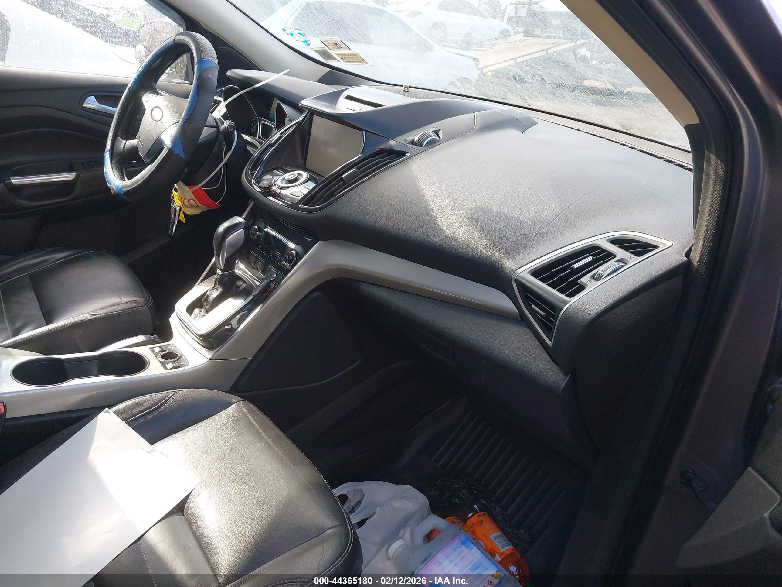 FORD ESCAPE image 5