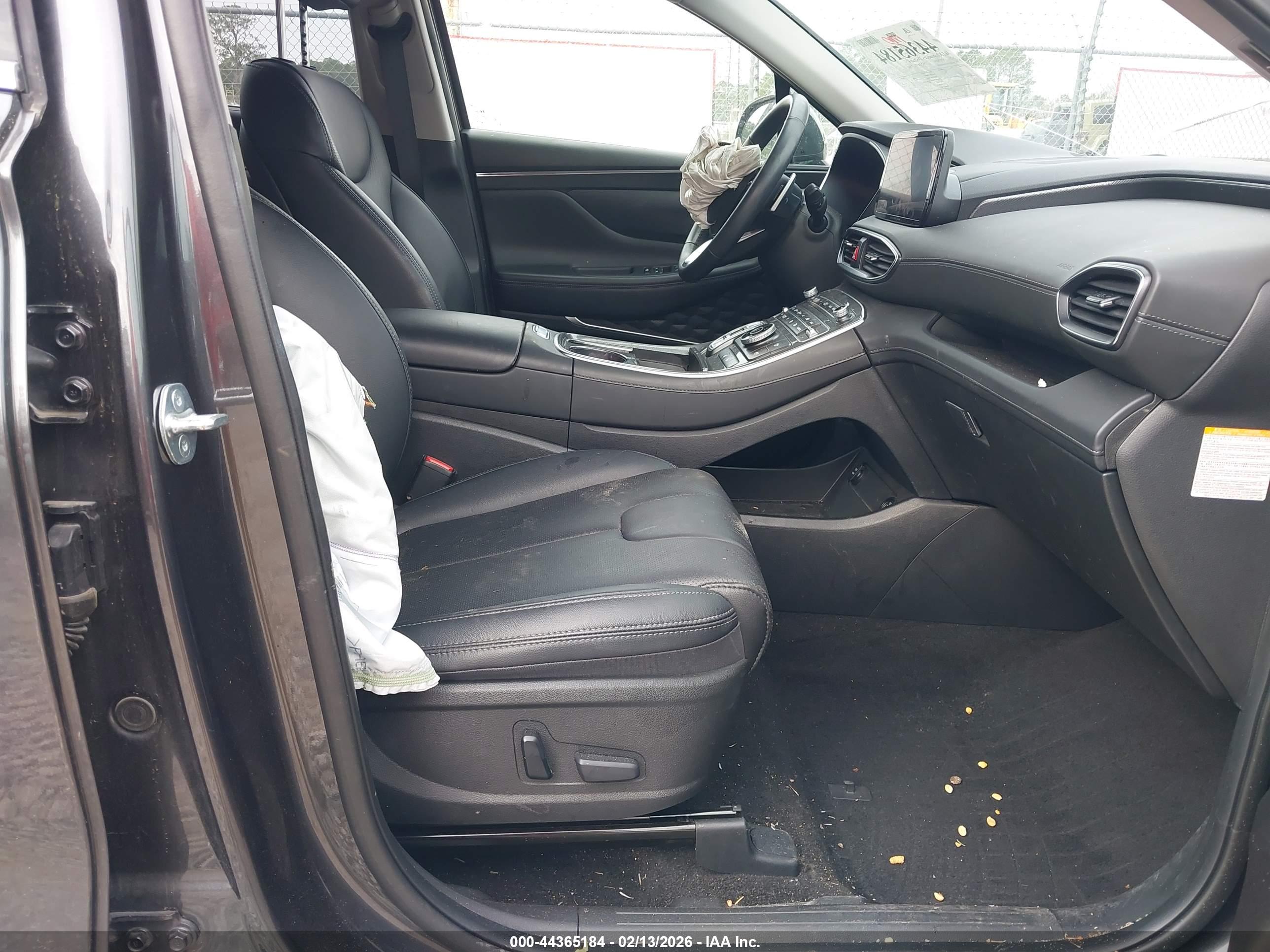 HYUNDAI SANTA image 5