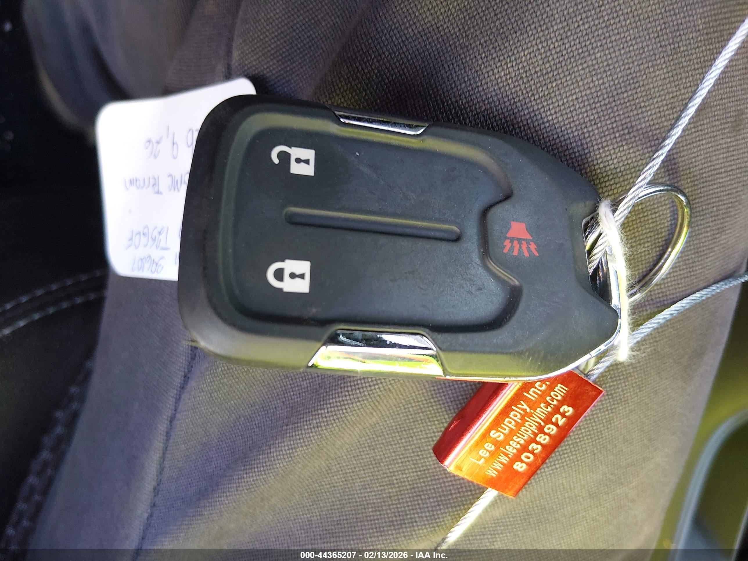 GMC TERRAIN image 11