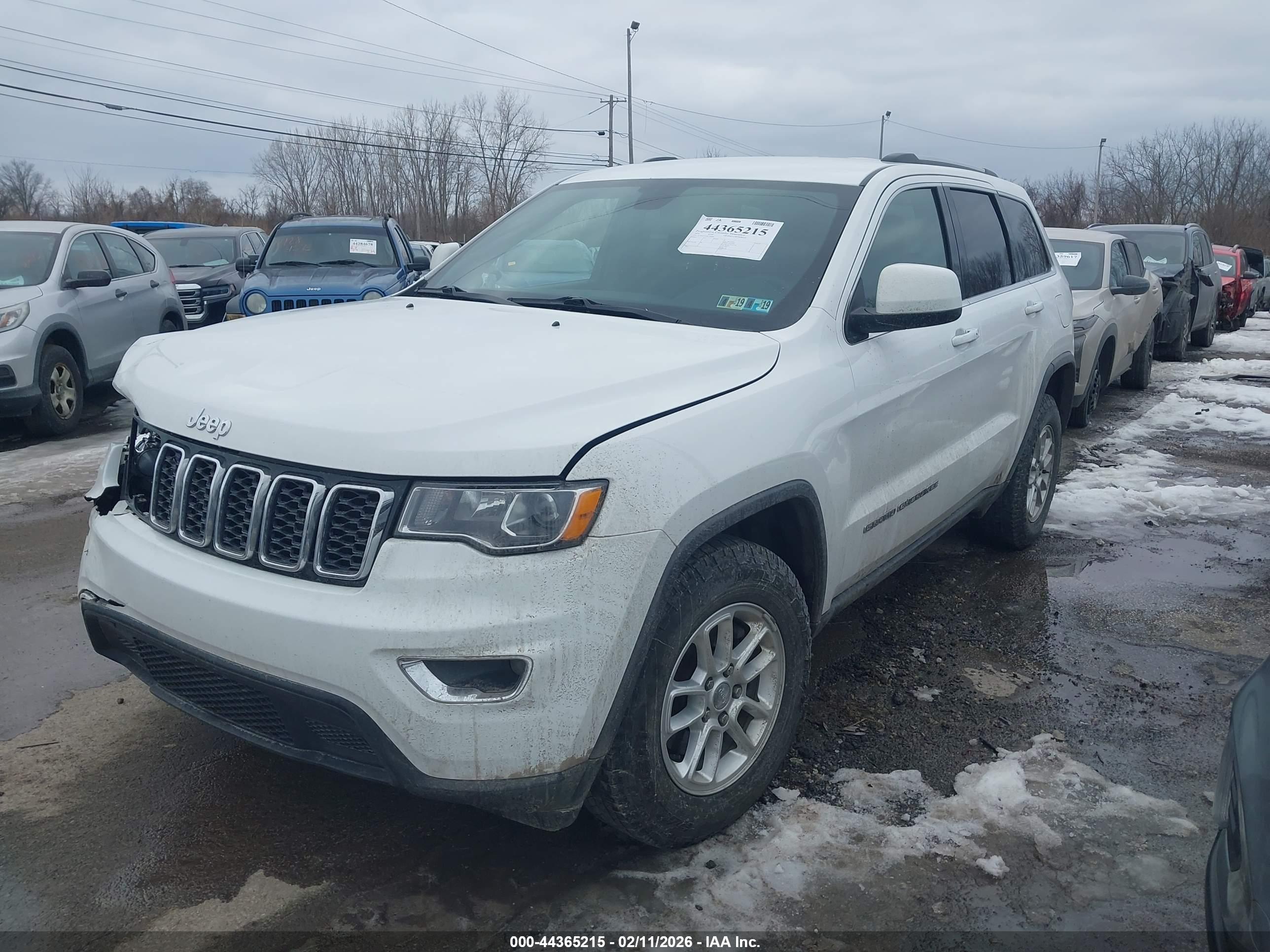 JEEP GRAND image 2
