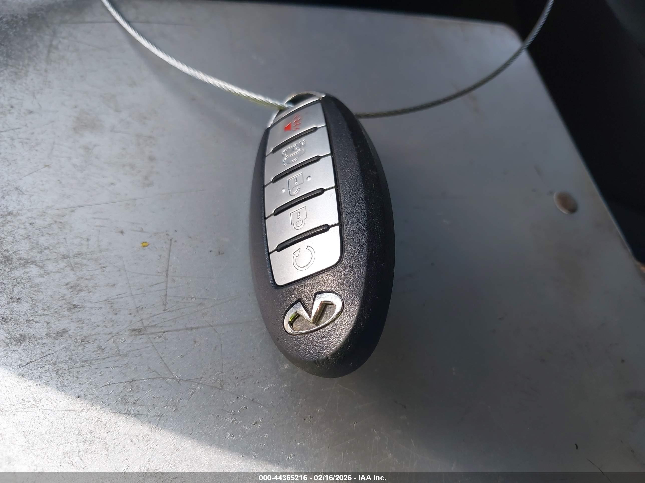 INFINITI Q50 image 11