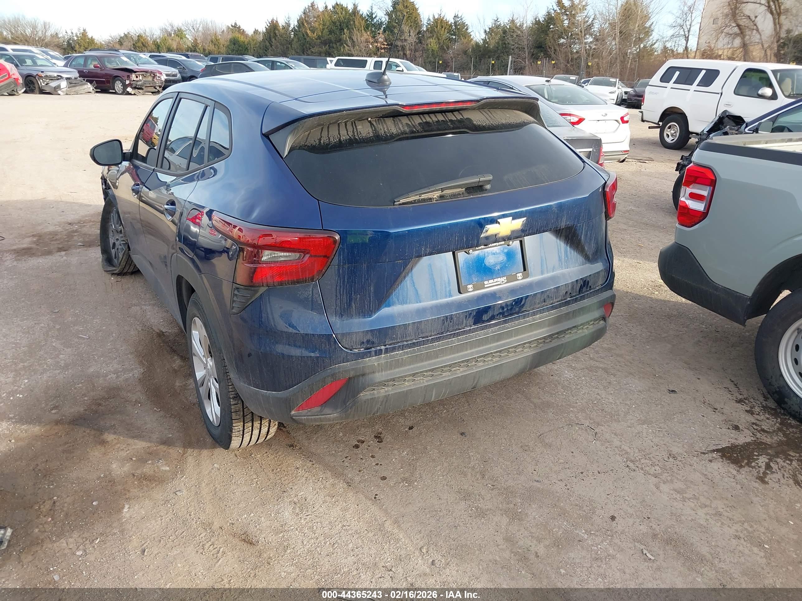 CHEVROLET TRAX image 3