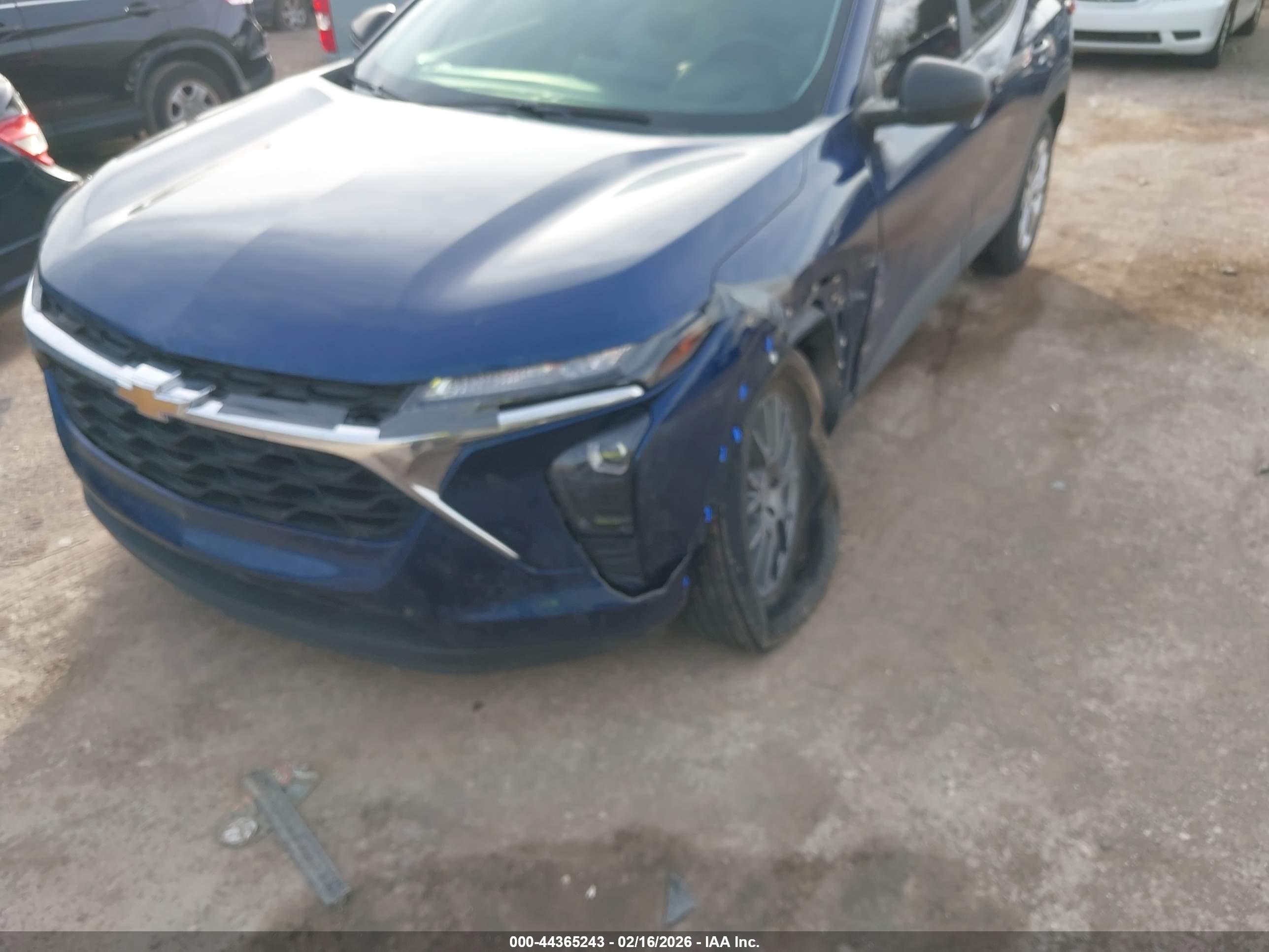 CHEVROLET TRAX image 6