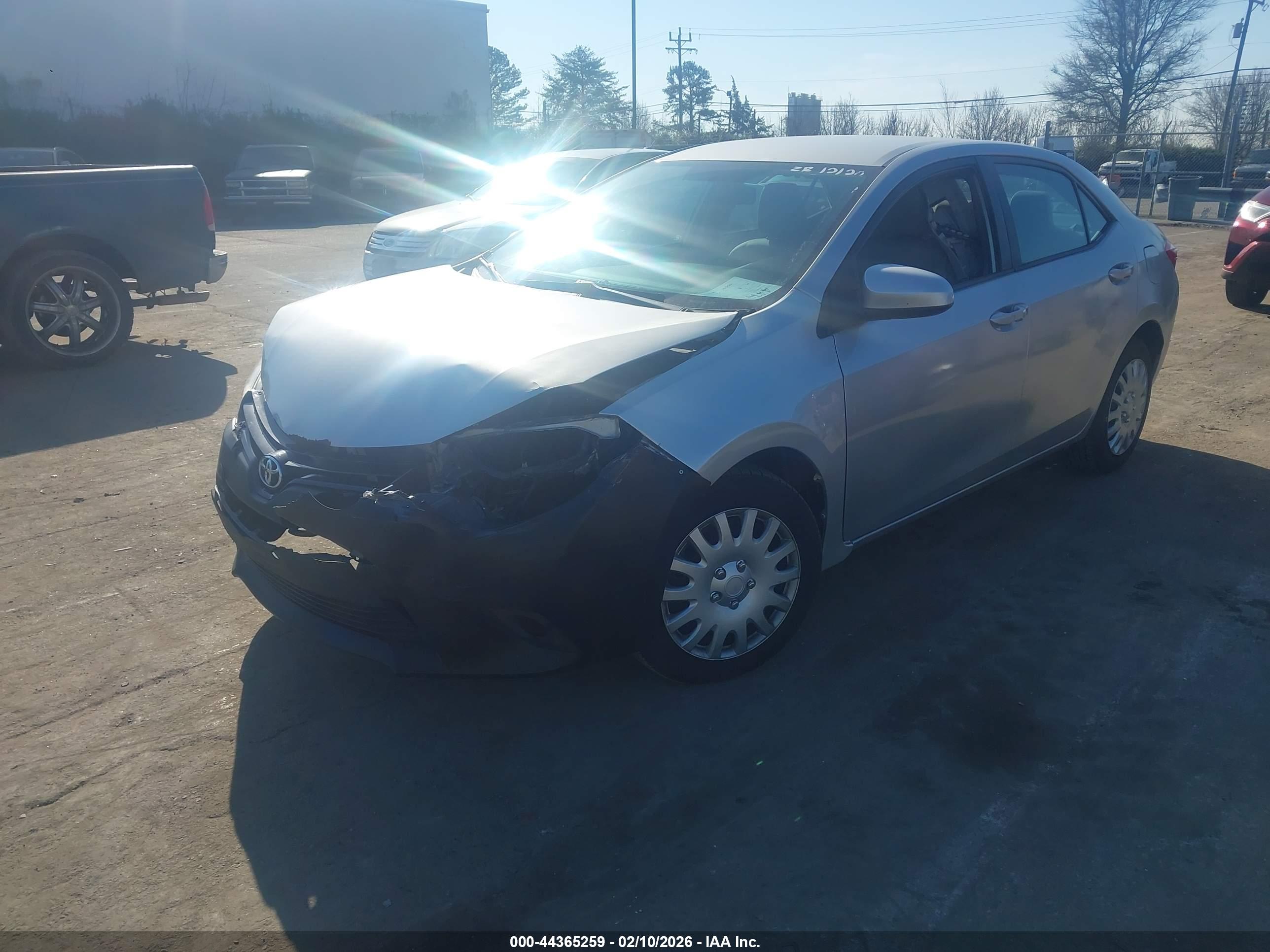 TOYOTA COROLLA image 2