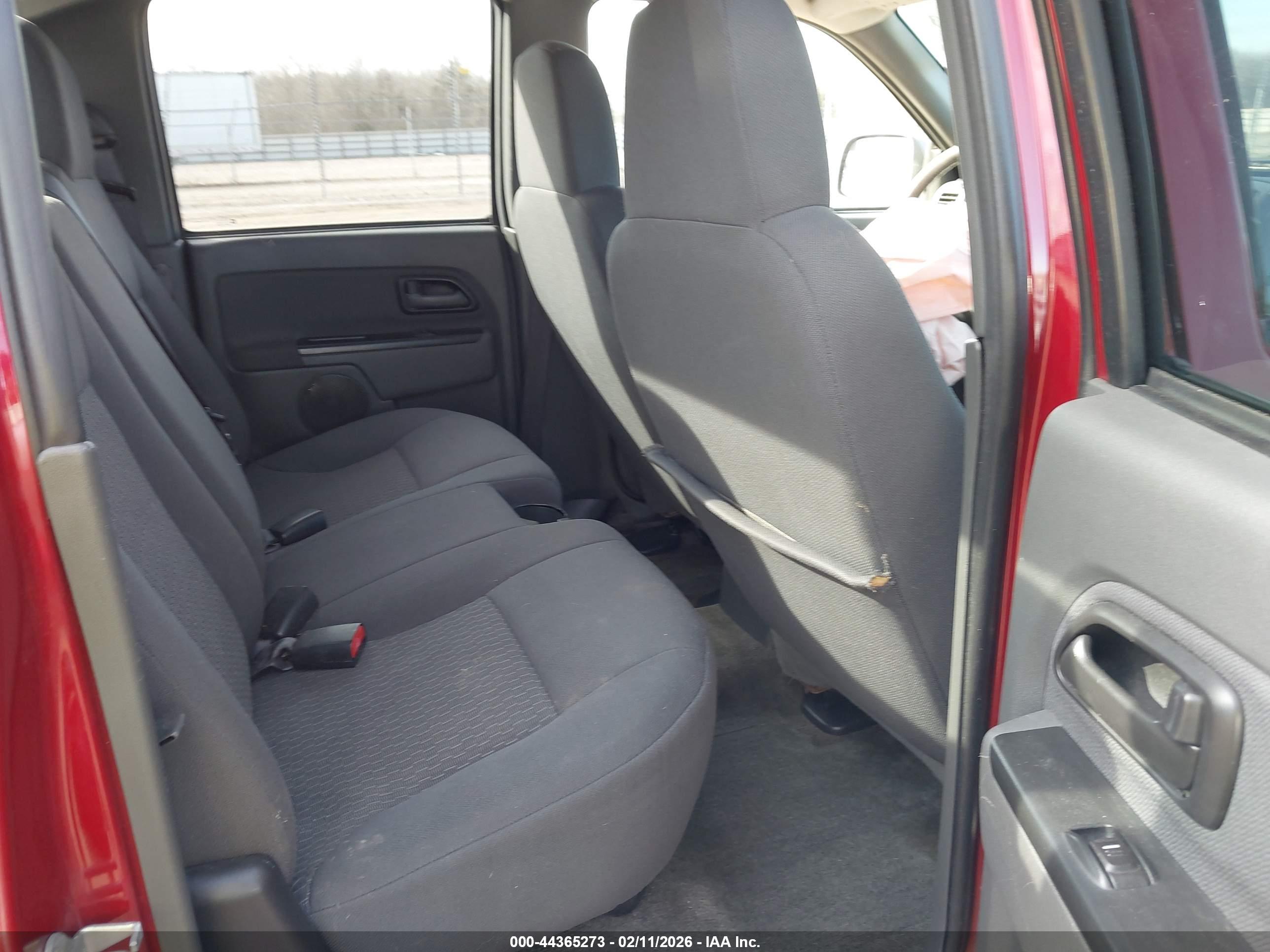 GMC CANYON image 8