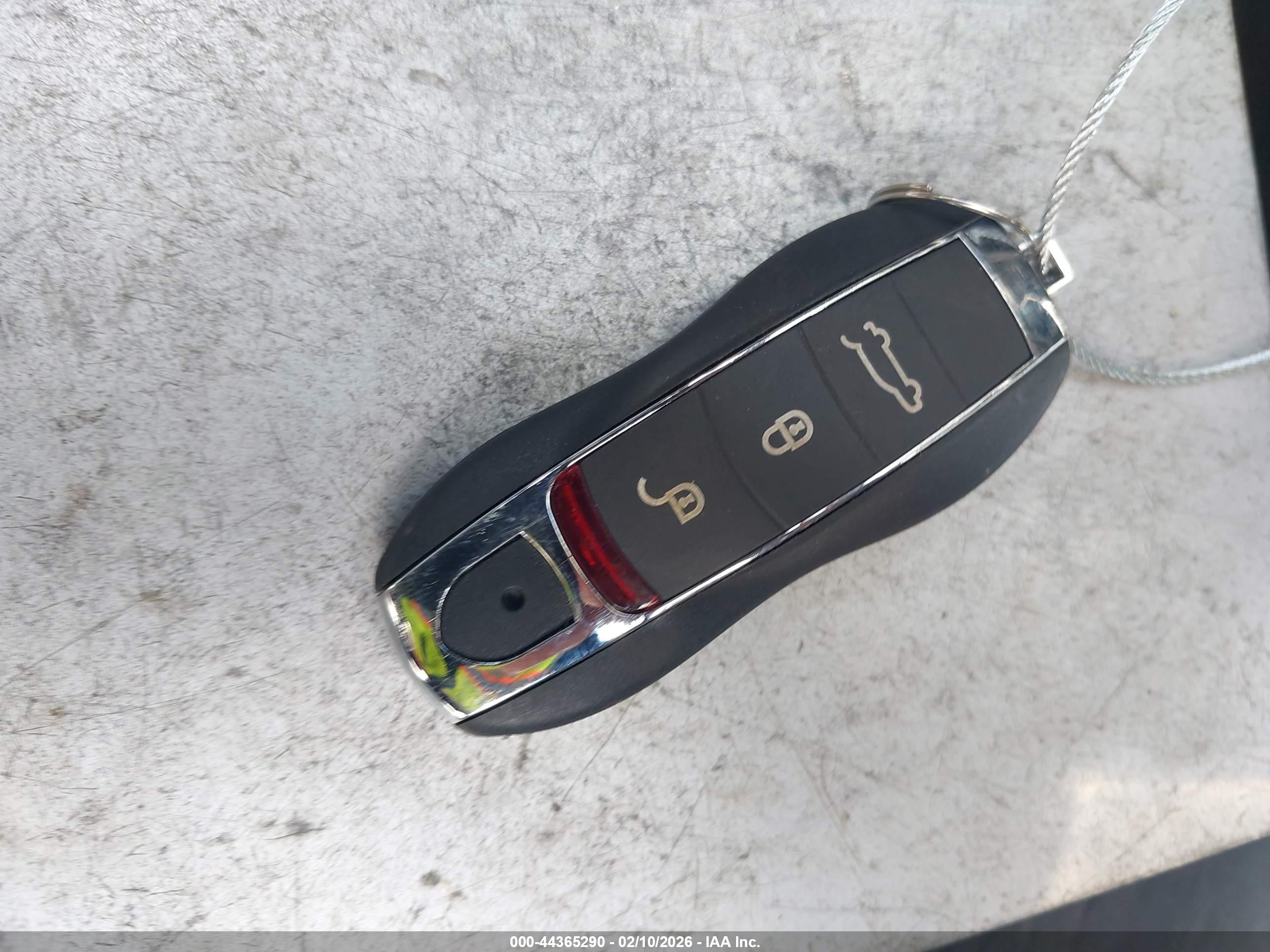PORSCHE CAYENNE image 11
