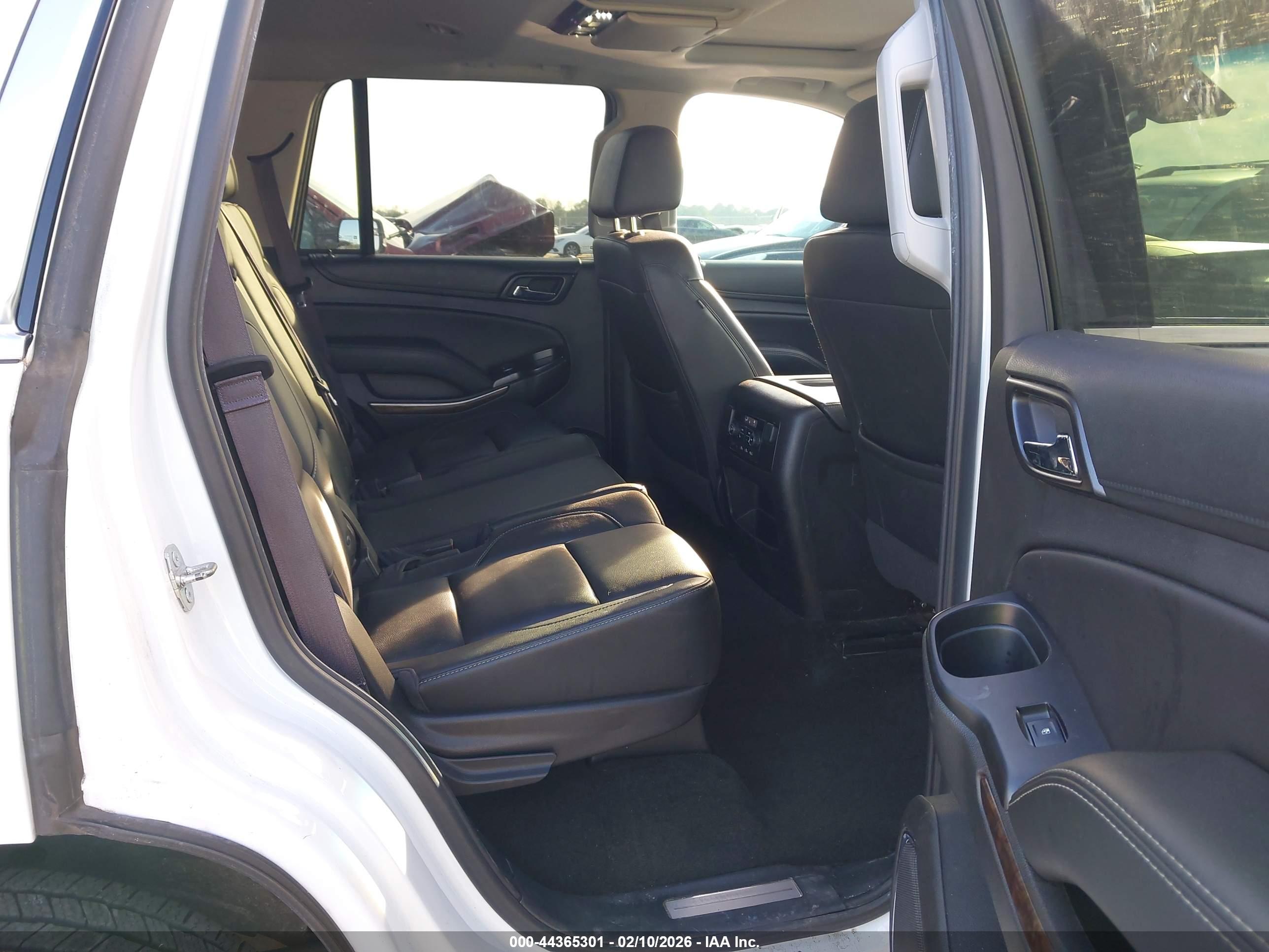 CHEVROLET TAHOE image 8