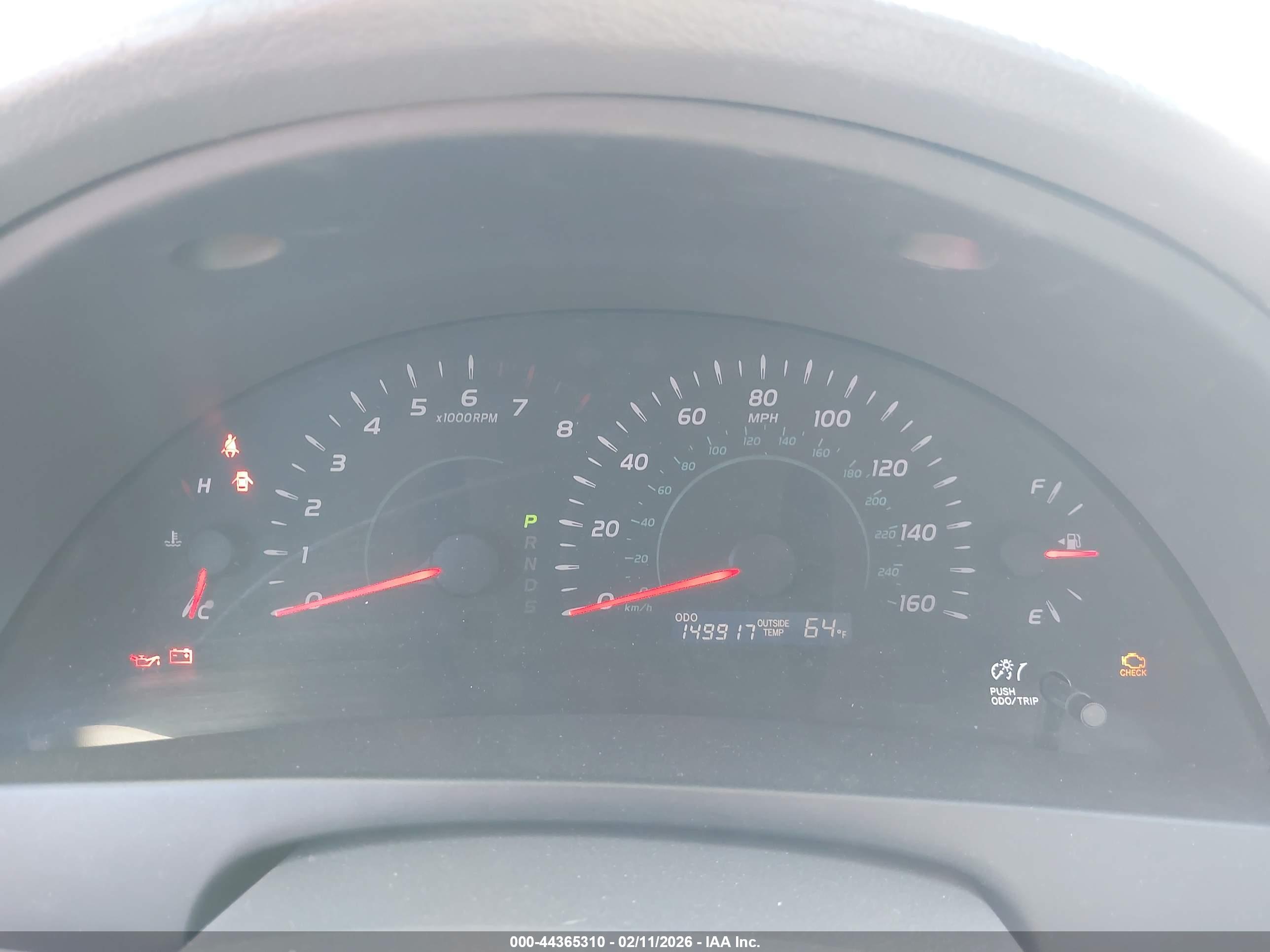 TOYOTA CAMRY image 7
