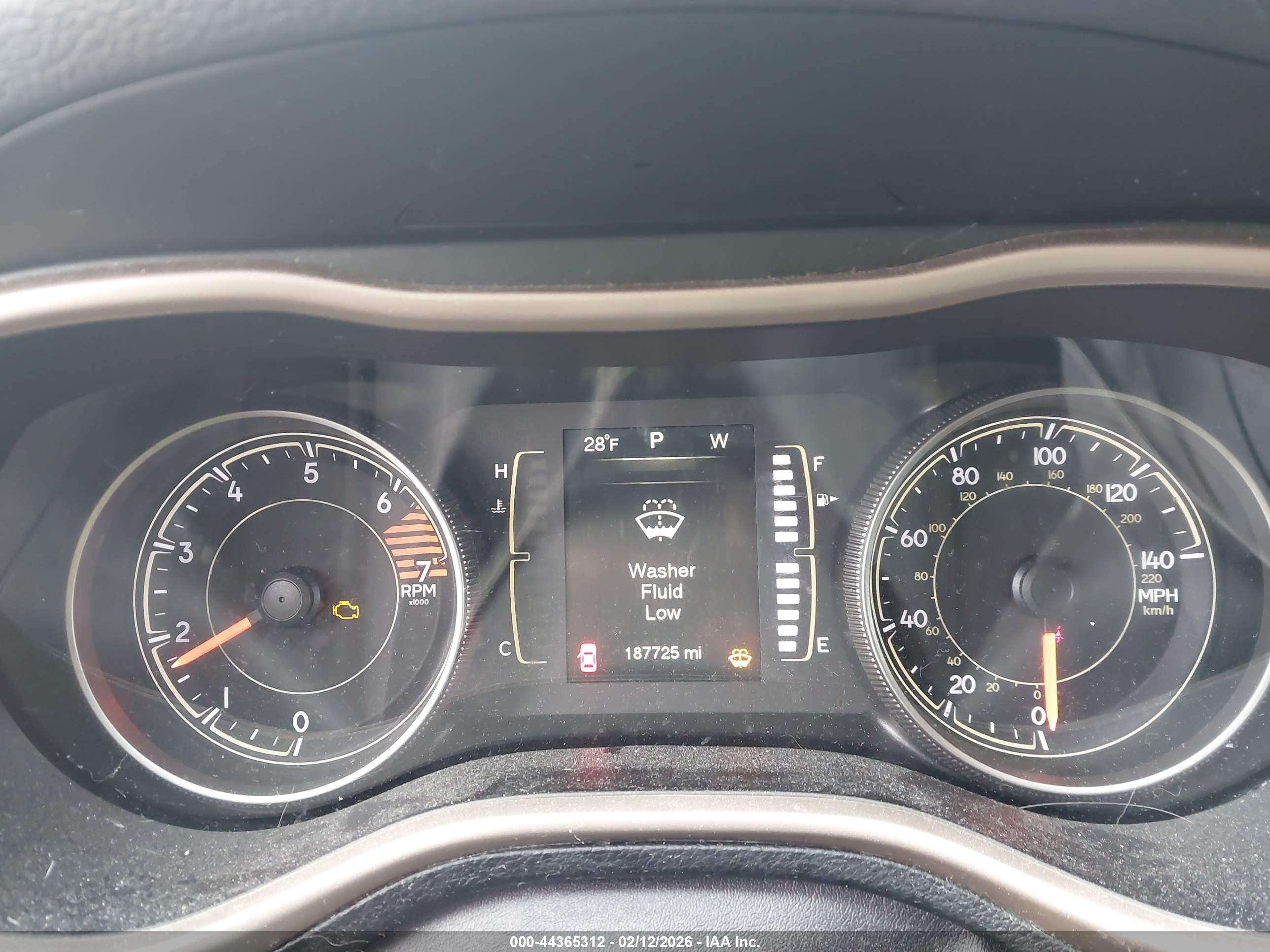 JEEP CHEROKEE image 7