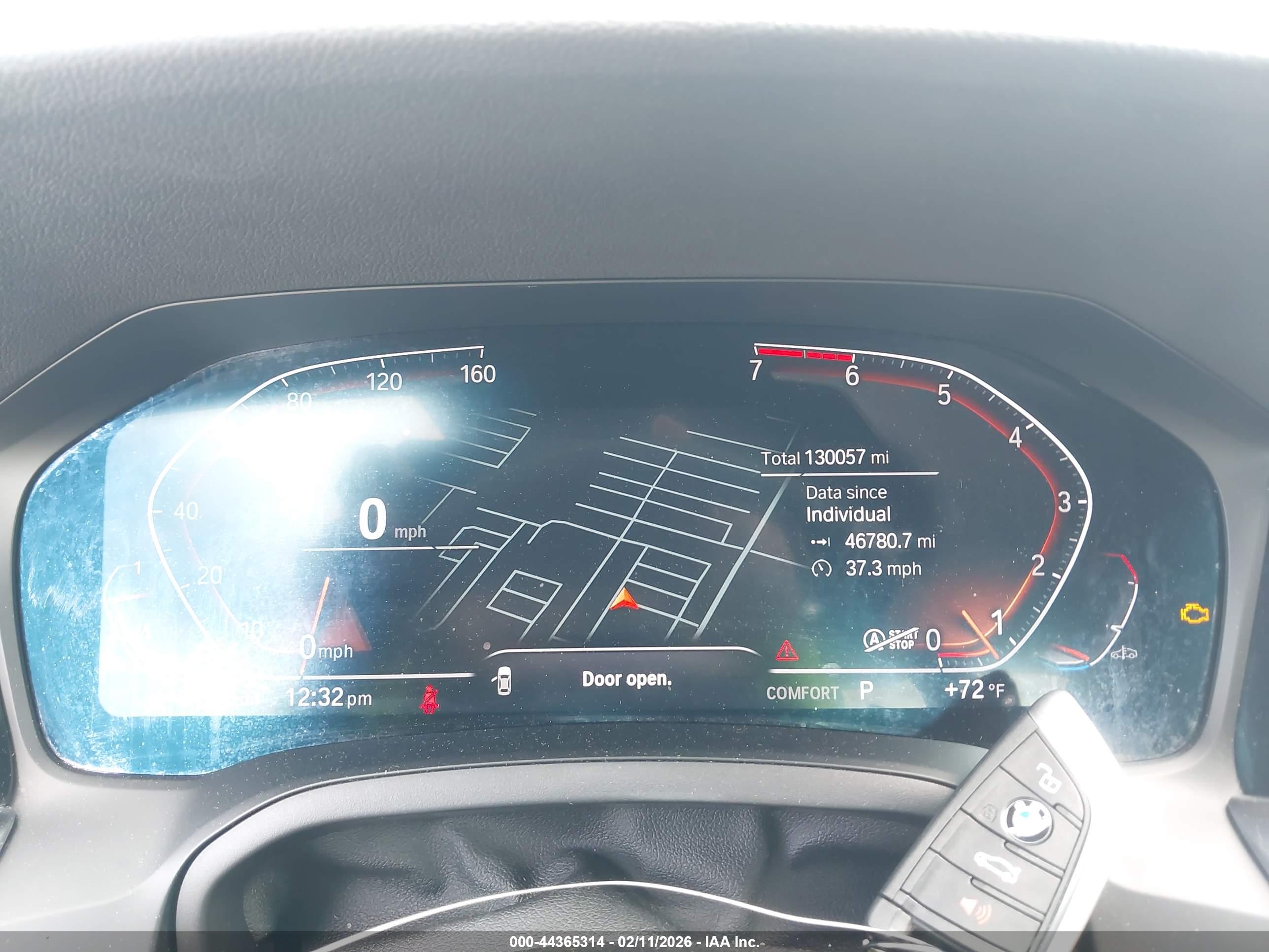 BMW 330I image 7