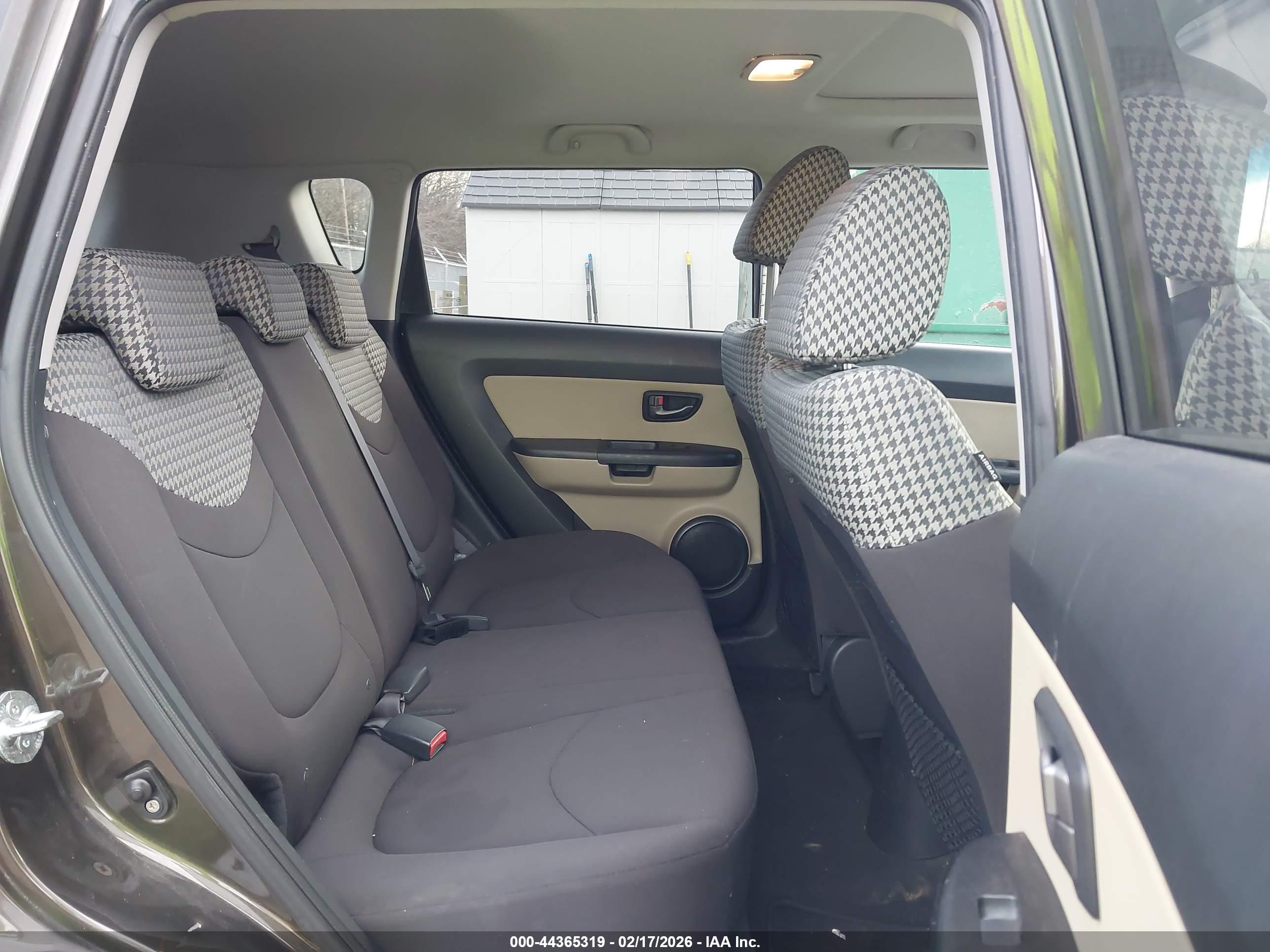 KIA SOUL image 8