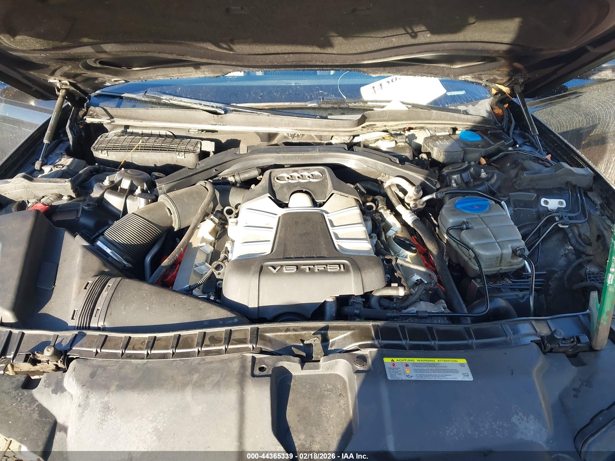 AUDI A6 image 10