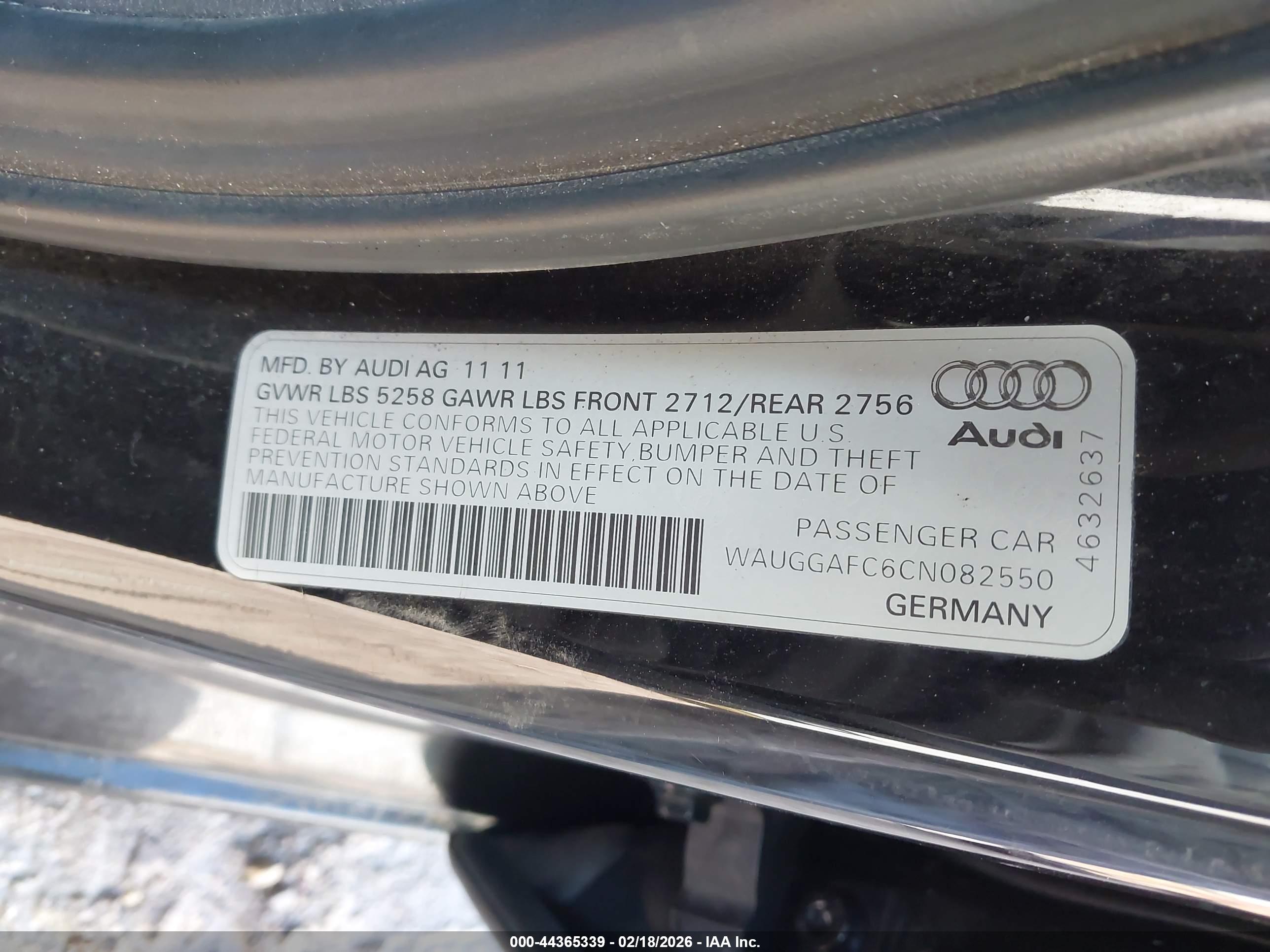 AUDI A6 image 9