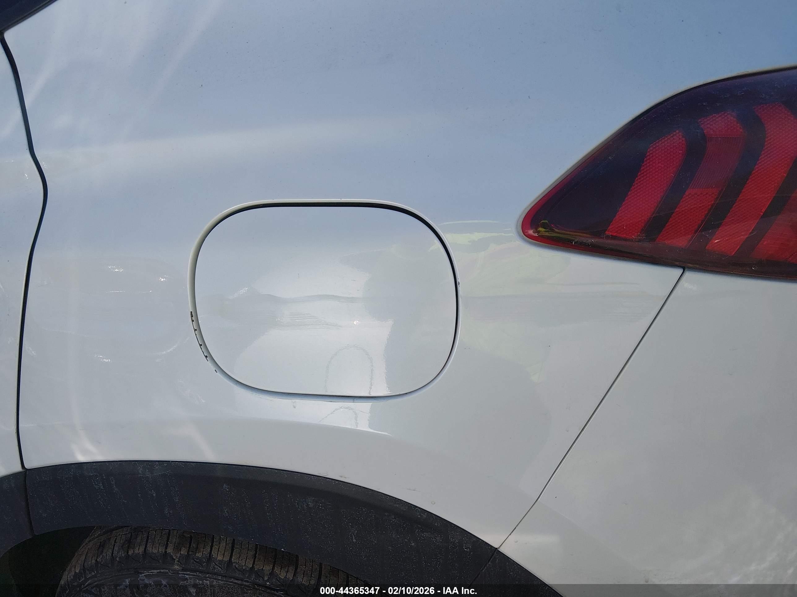 HYUNDAI TUCSON image 6