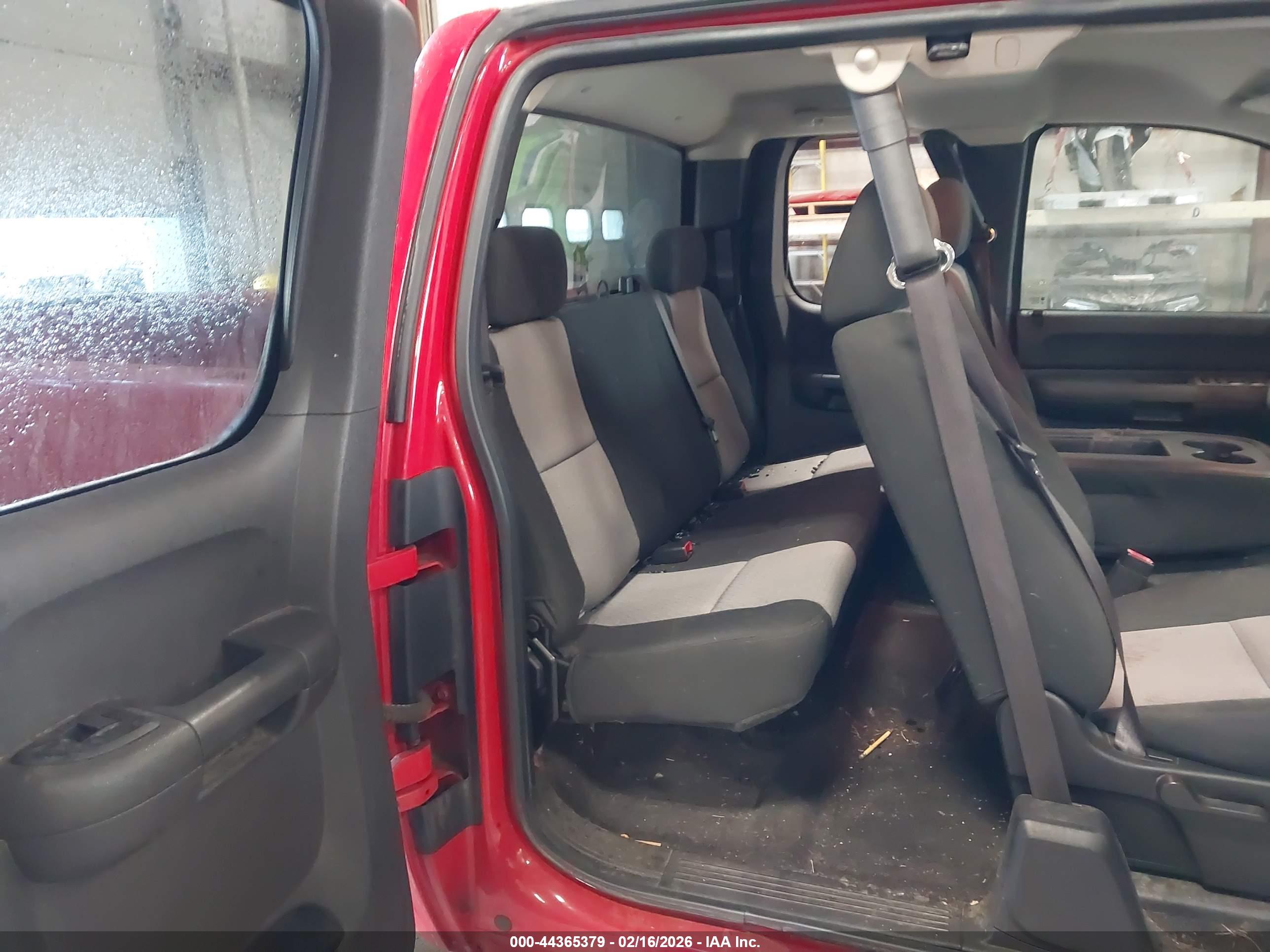 CHEVROLET SILVERADO image 8