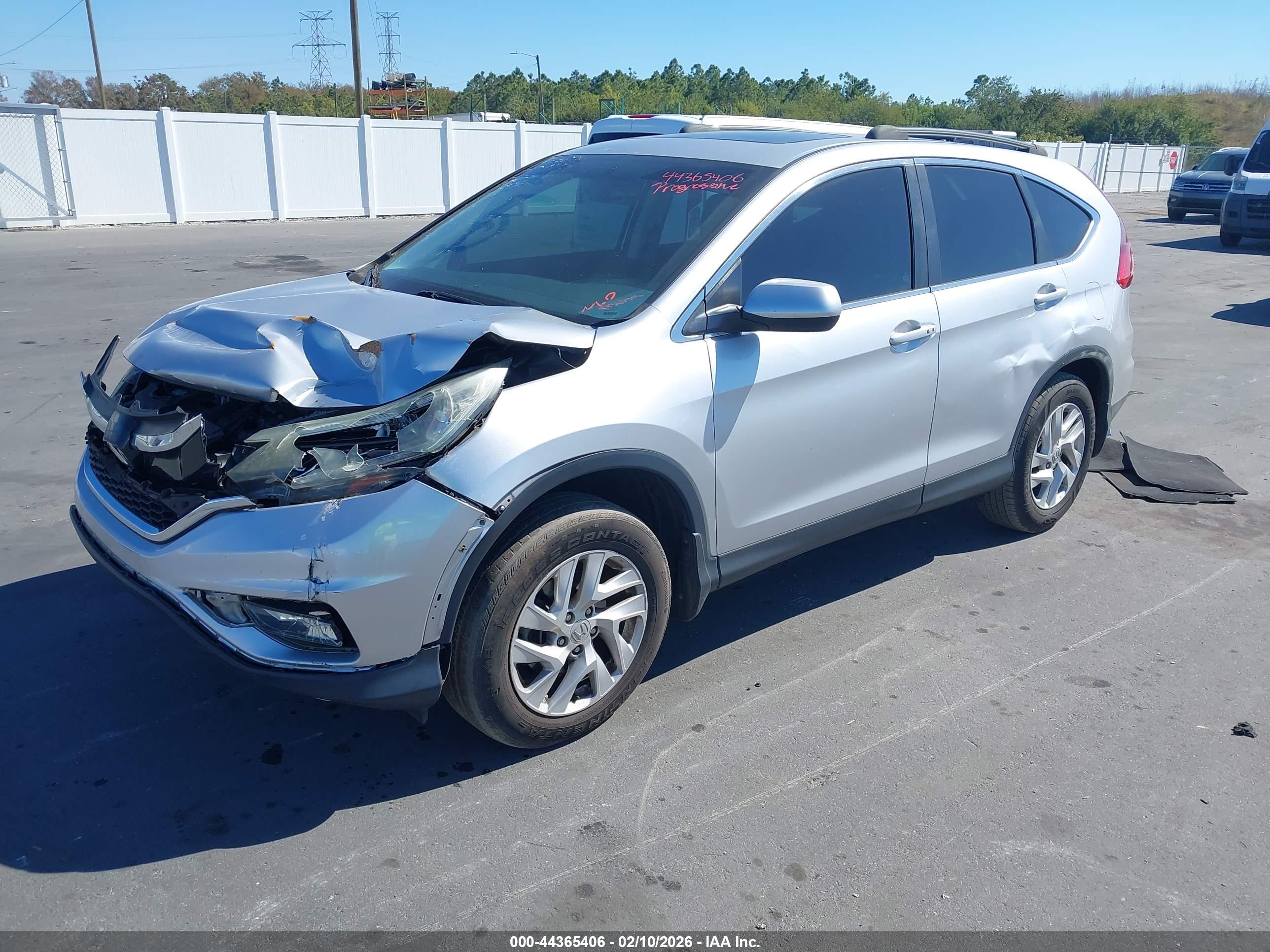 HONDA CR-V image 2