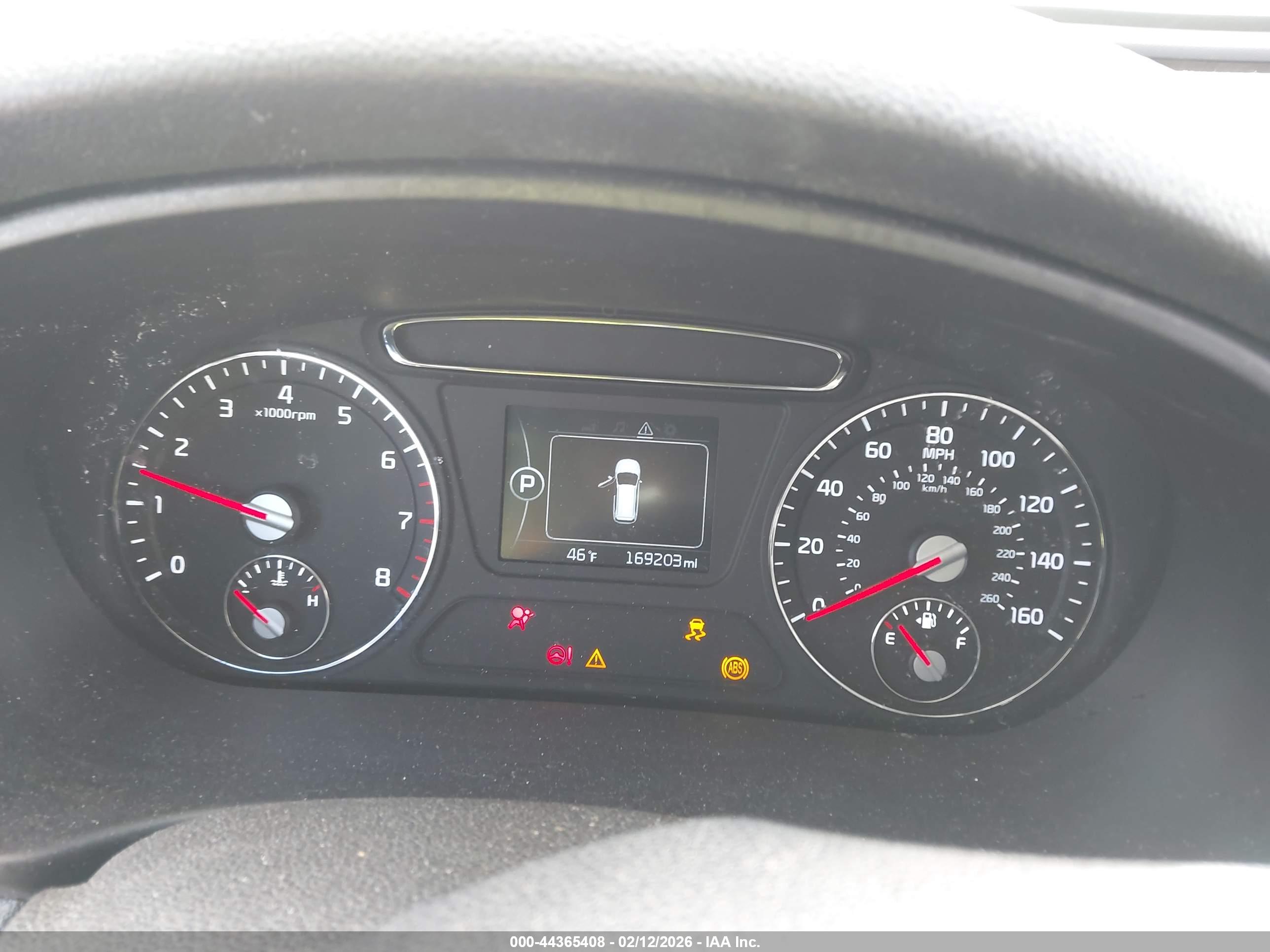 KIA SORENTO image 7