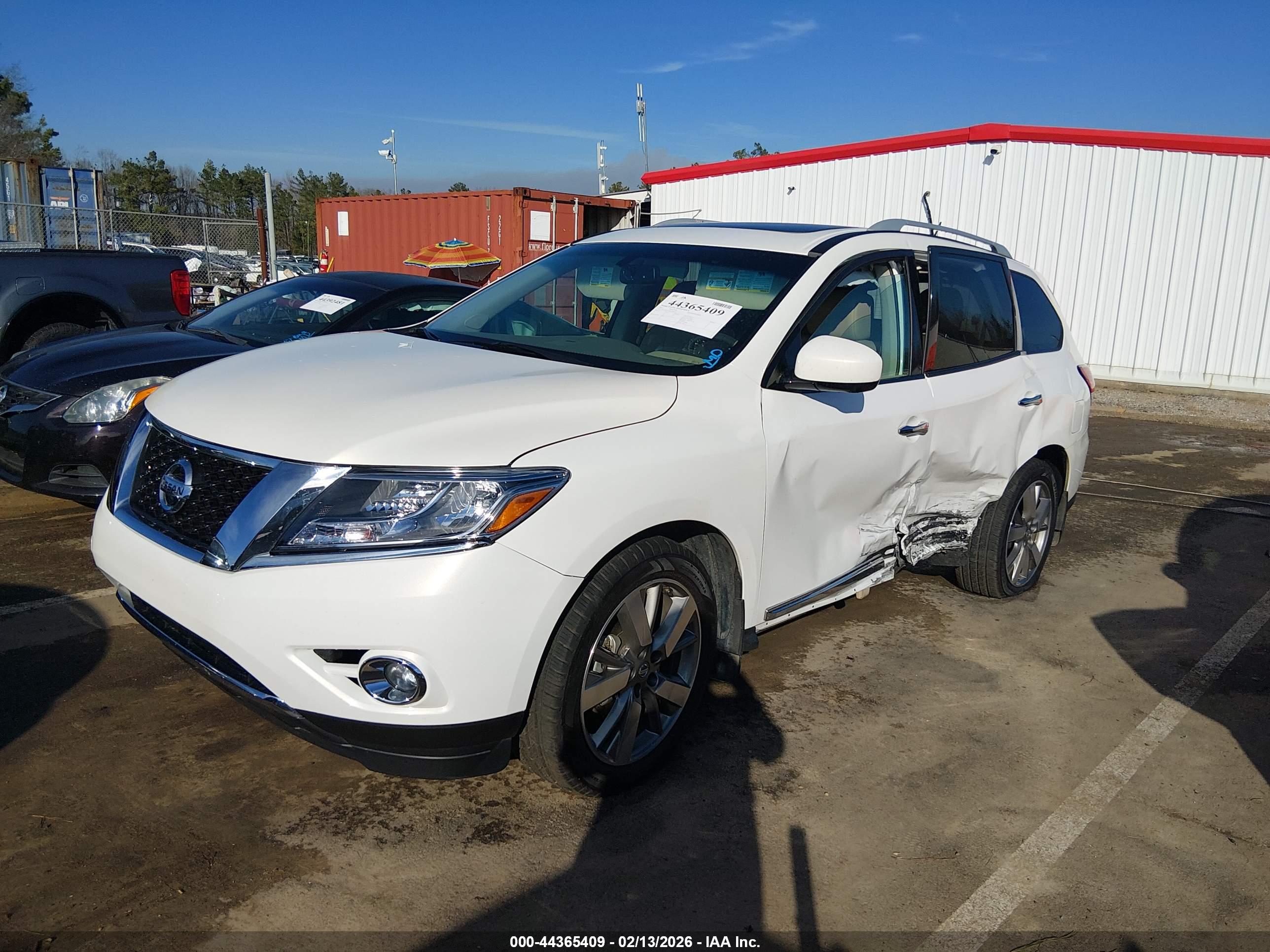 NISSAN PATHFINDER image 6