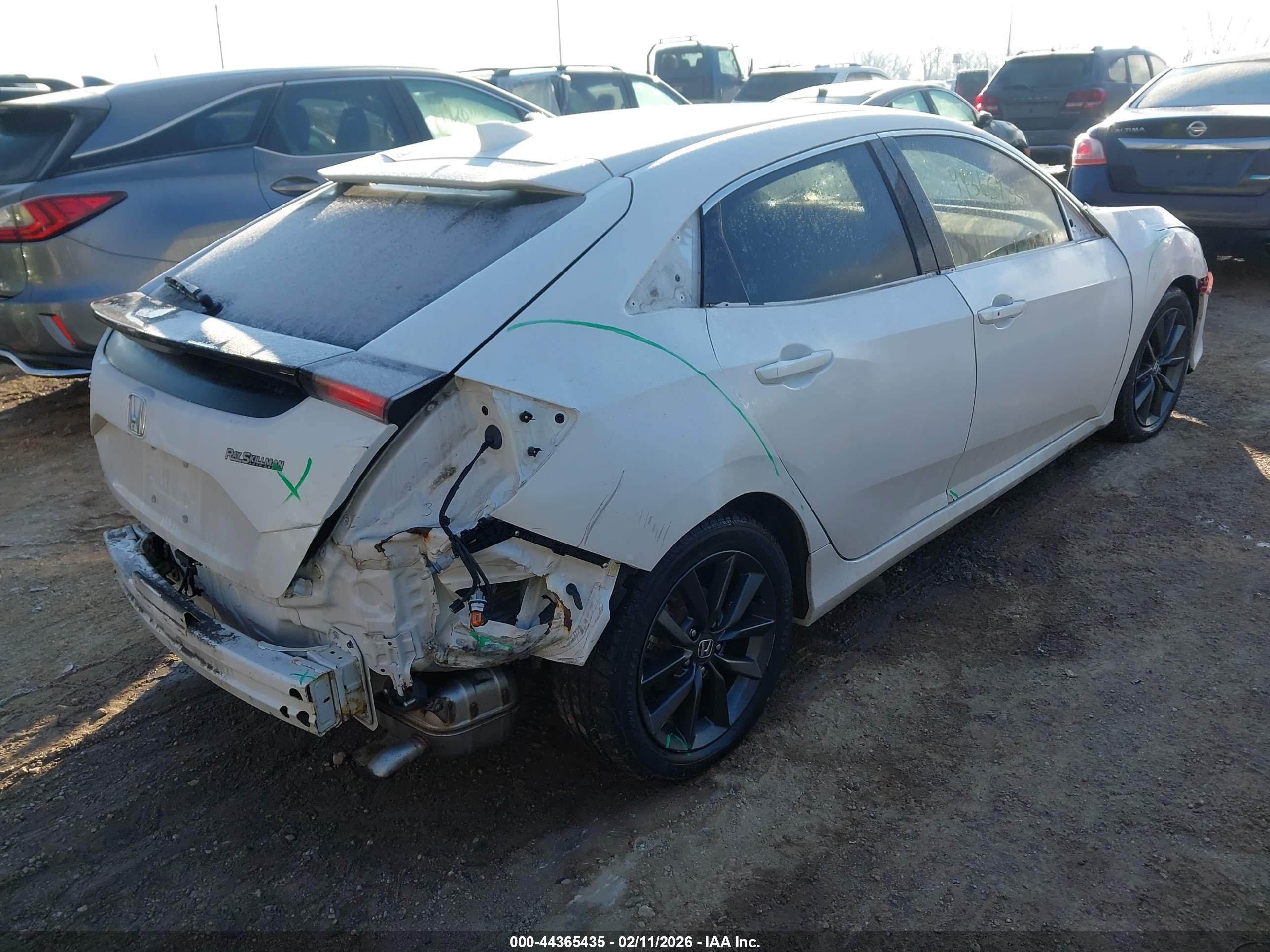 HONDA CIVIC image 4