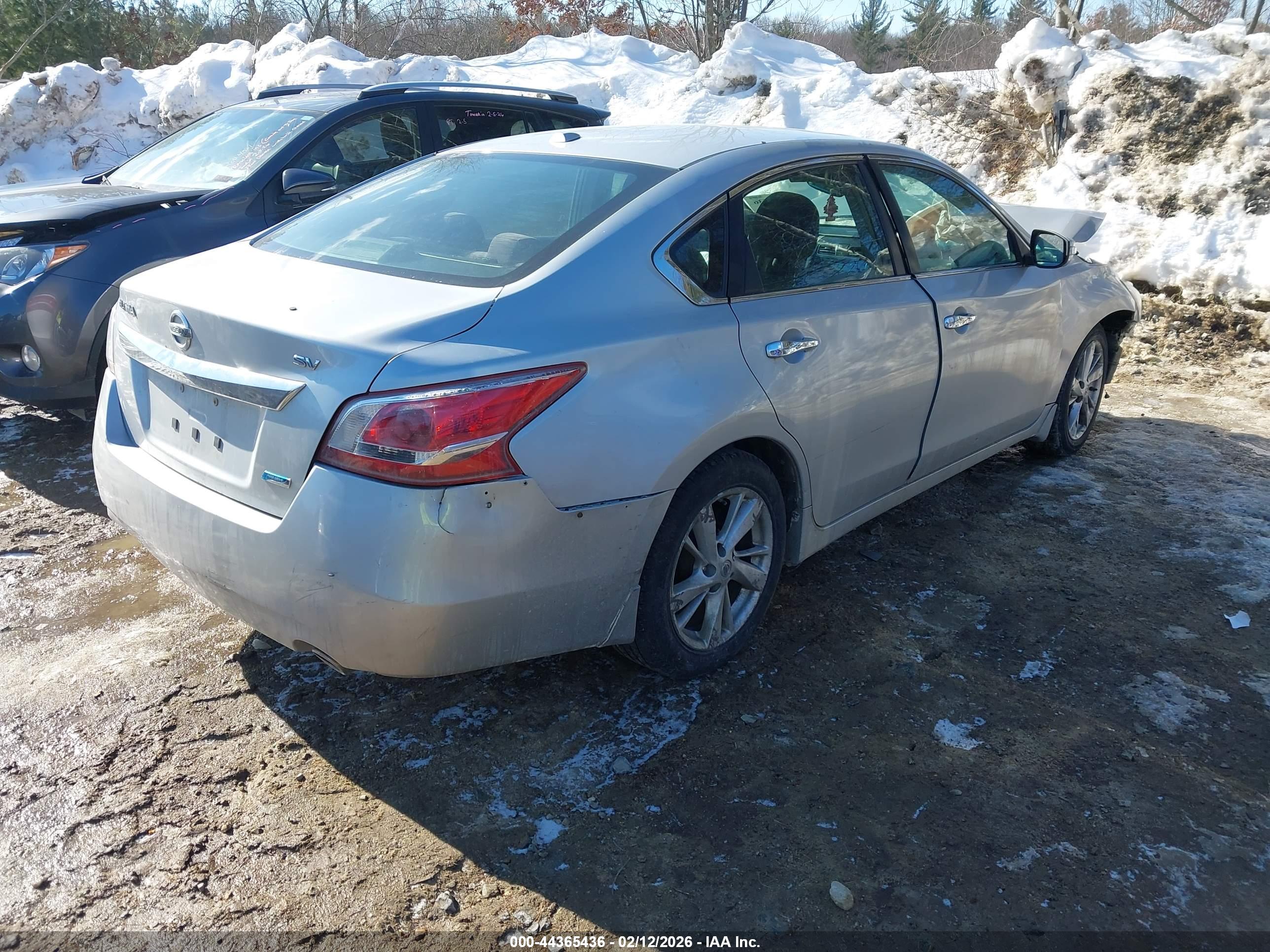 NISSAN ALTIMA image 4