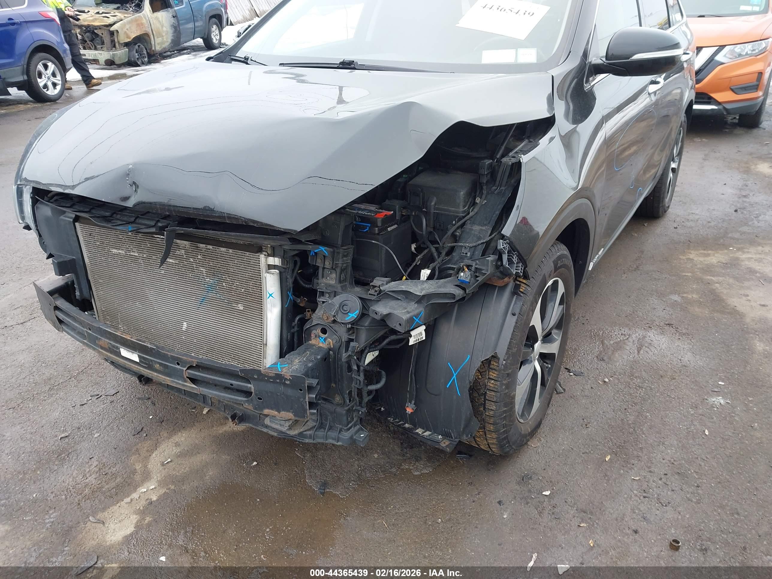KIA SORENTO image 6