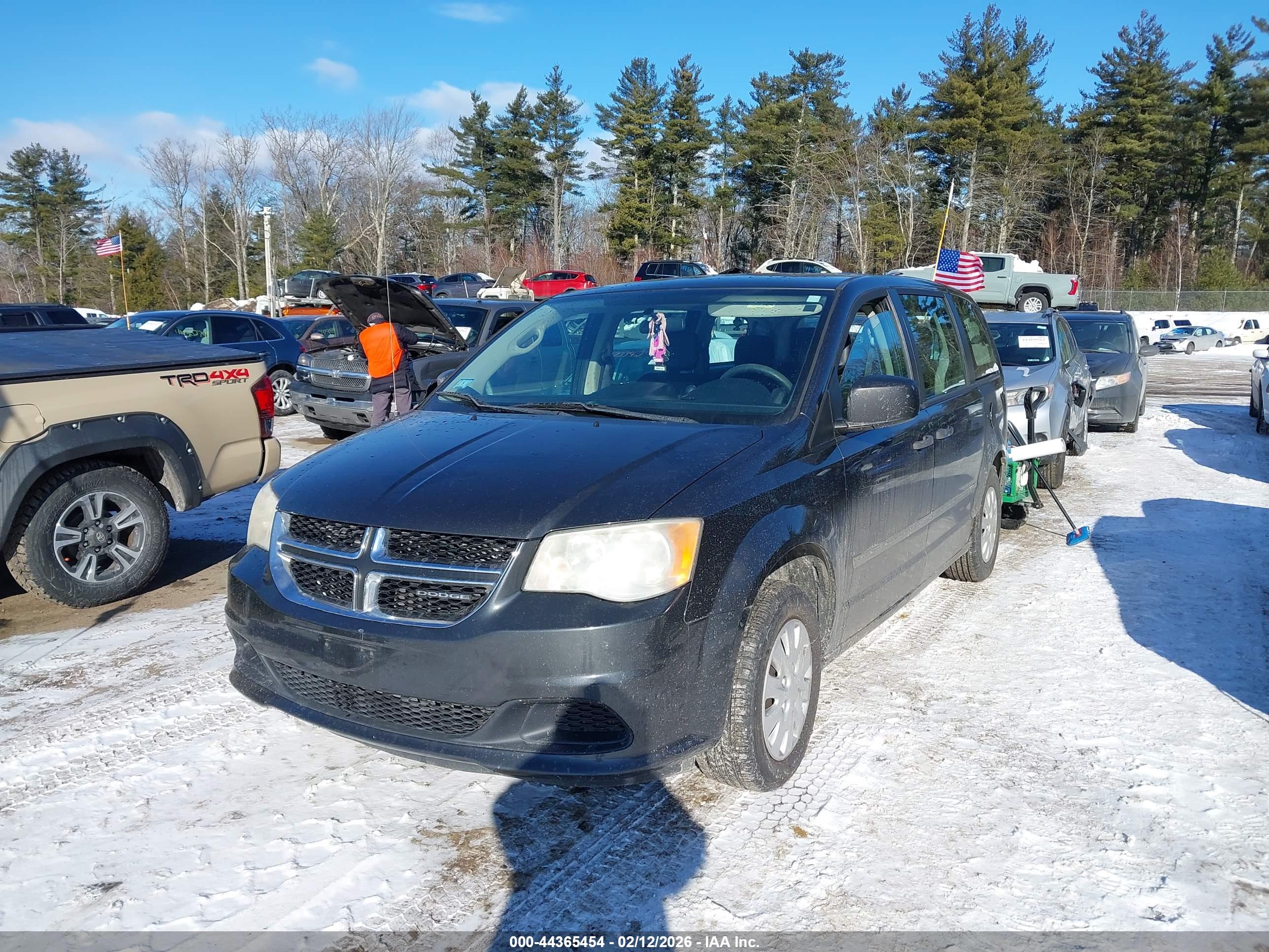 DODGE GRAND image 2
