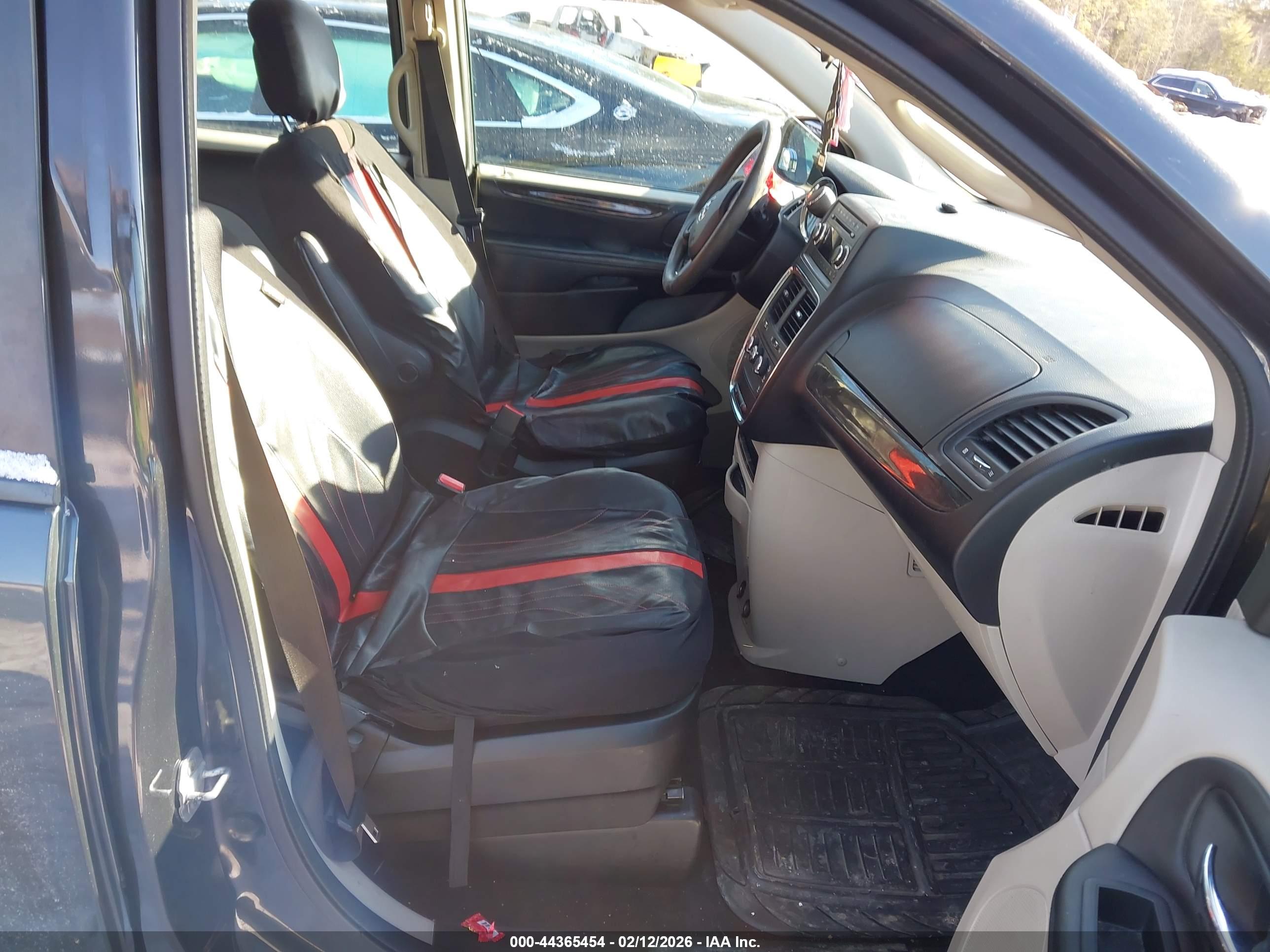 DODGE GRAND image 5