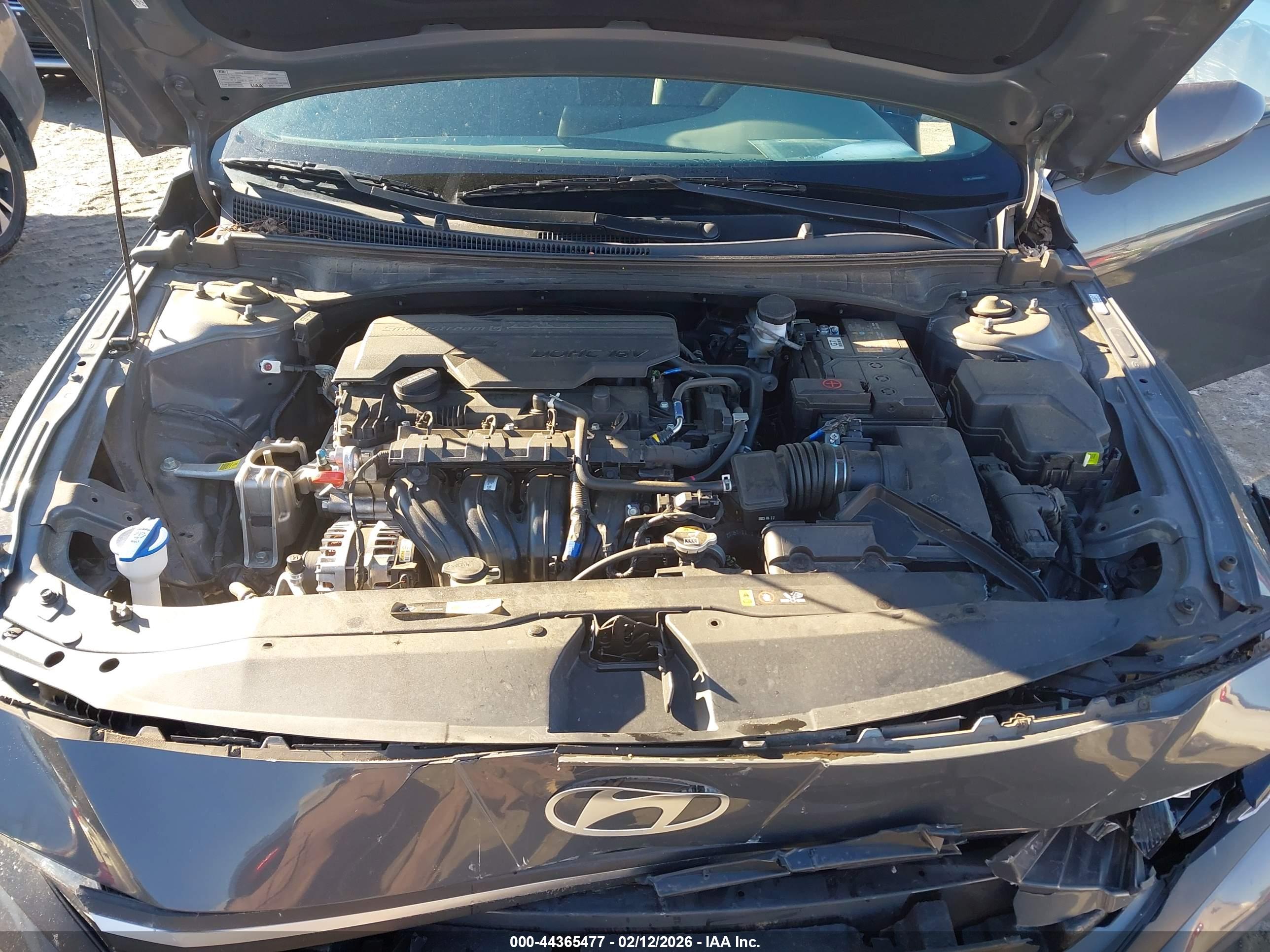 HYUNDAI ELANTRA image 10