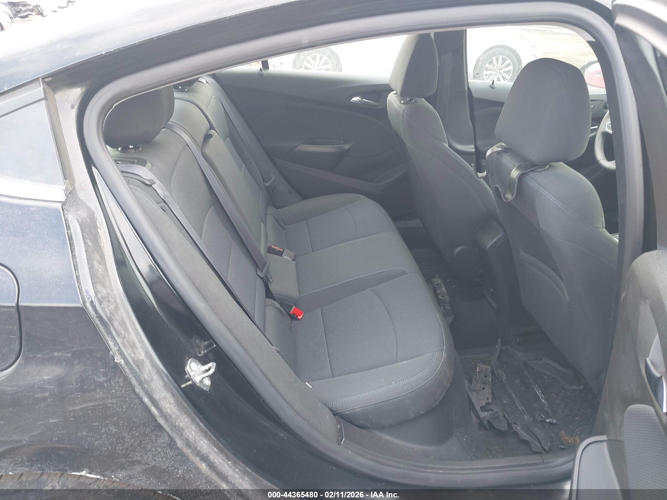 CHEVROLET CRUZE image 8