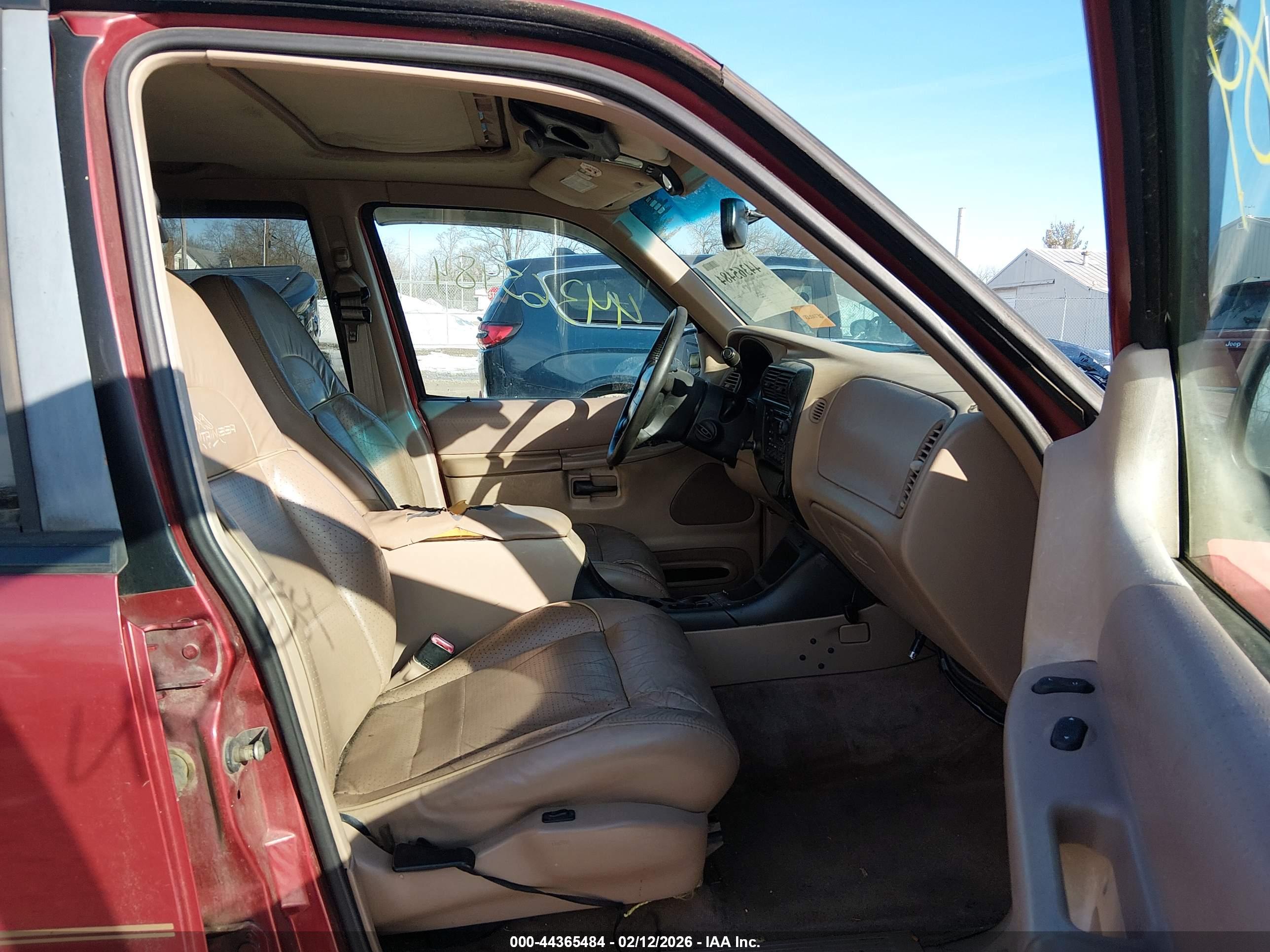 MERCURY MOUNTAINEER image 5