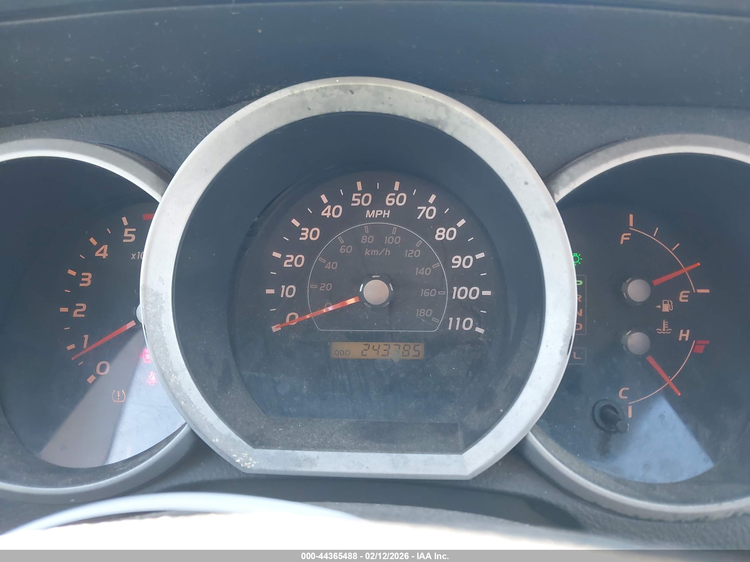 TOYOTA 4RUNNER image 7