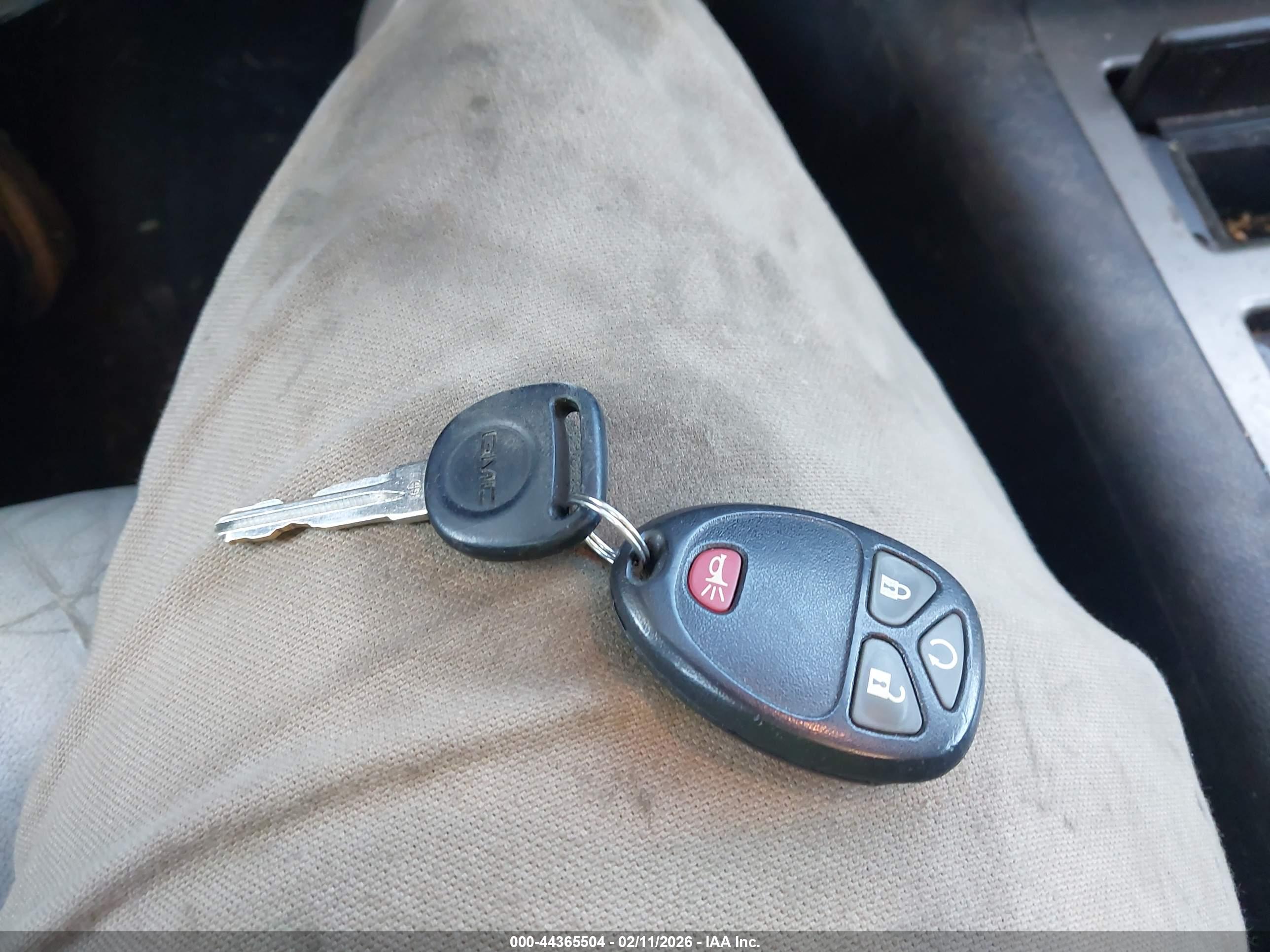 GMC SIERRA image 11