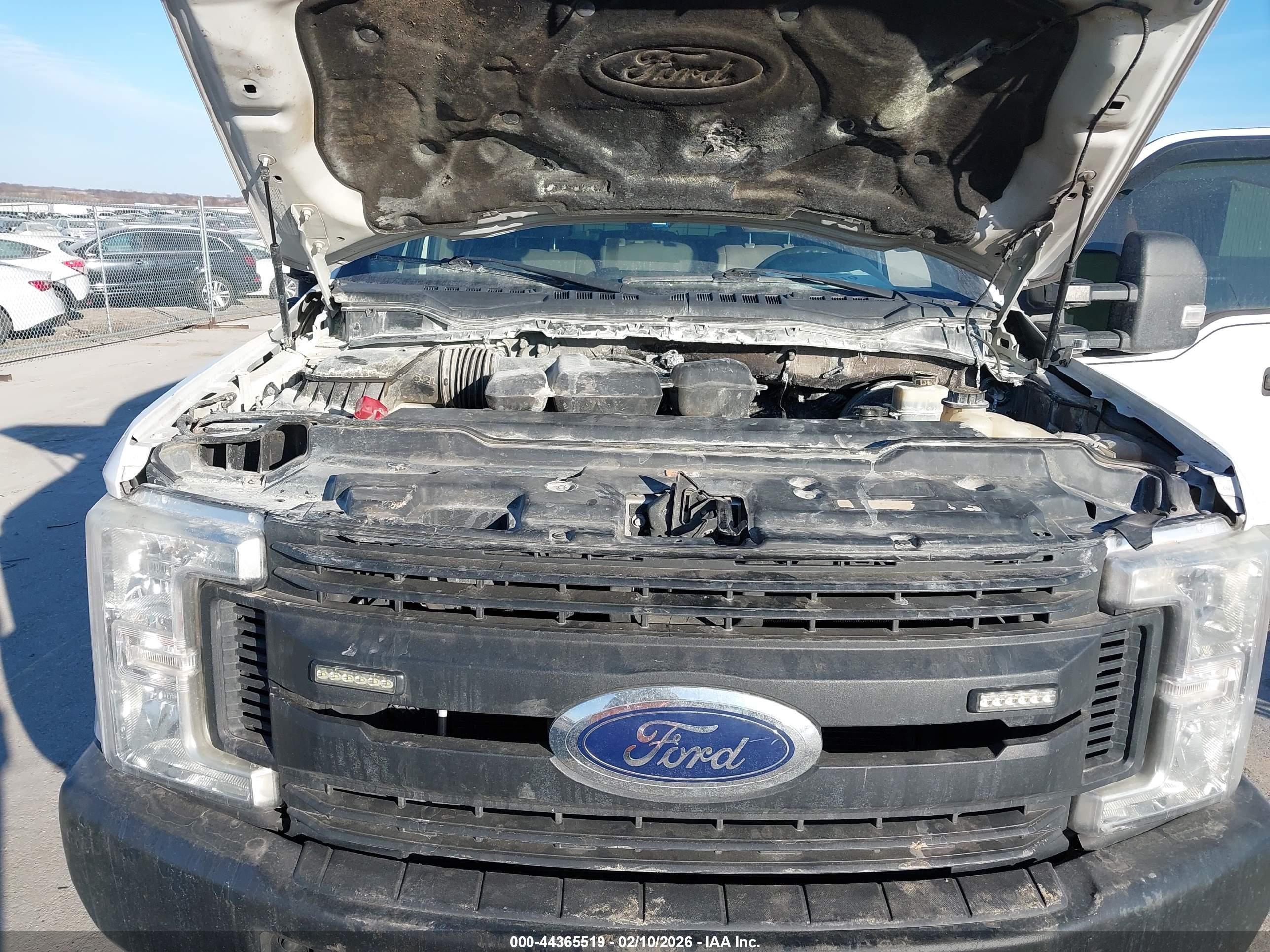 FORD F-250 image 10