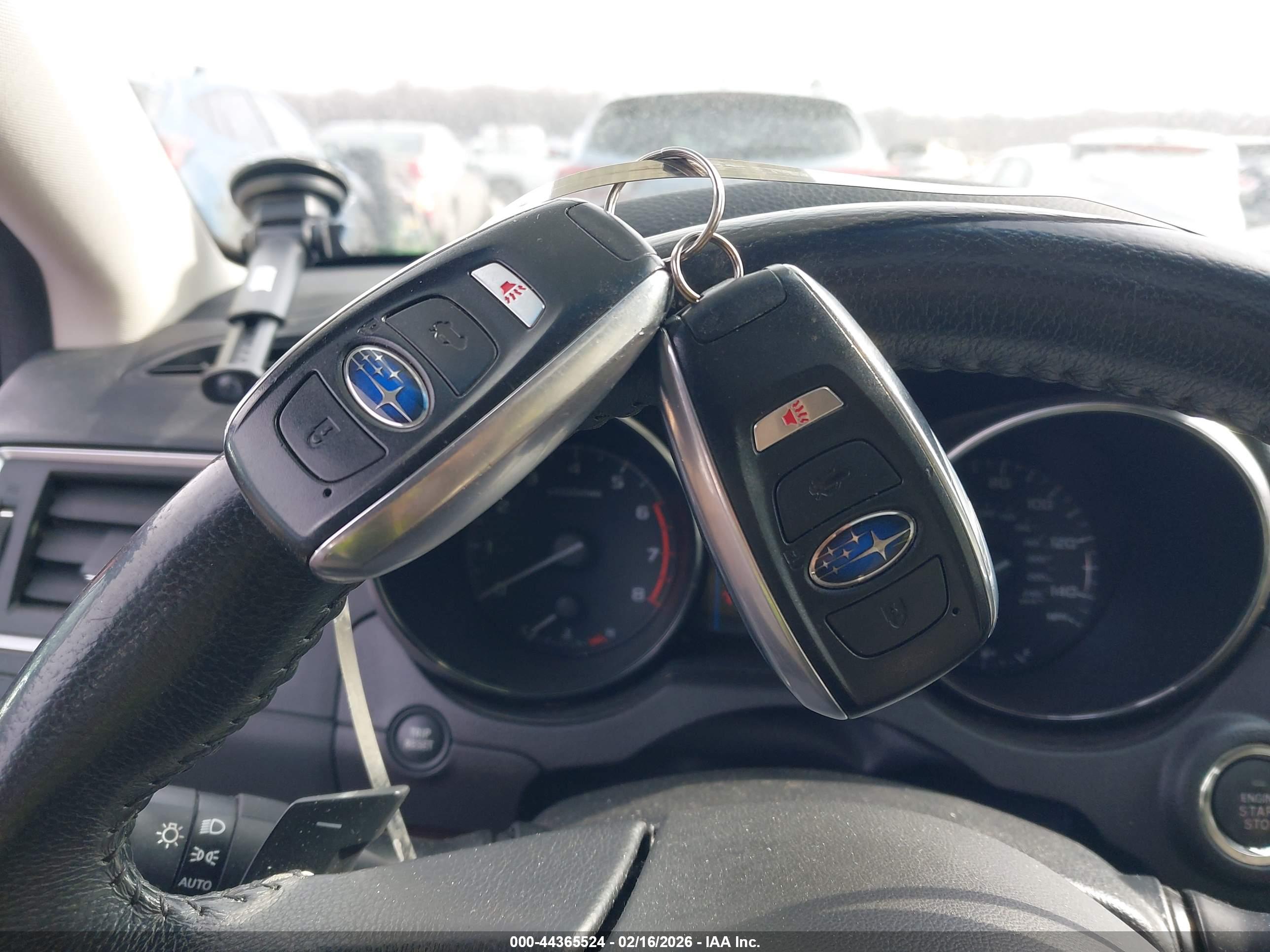 SUBARU OUTBACK image 11