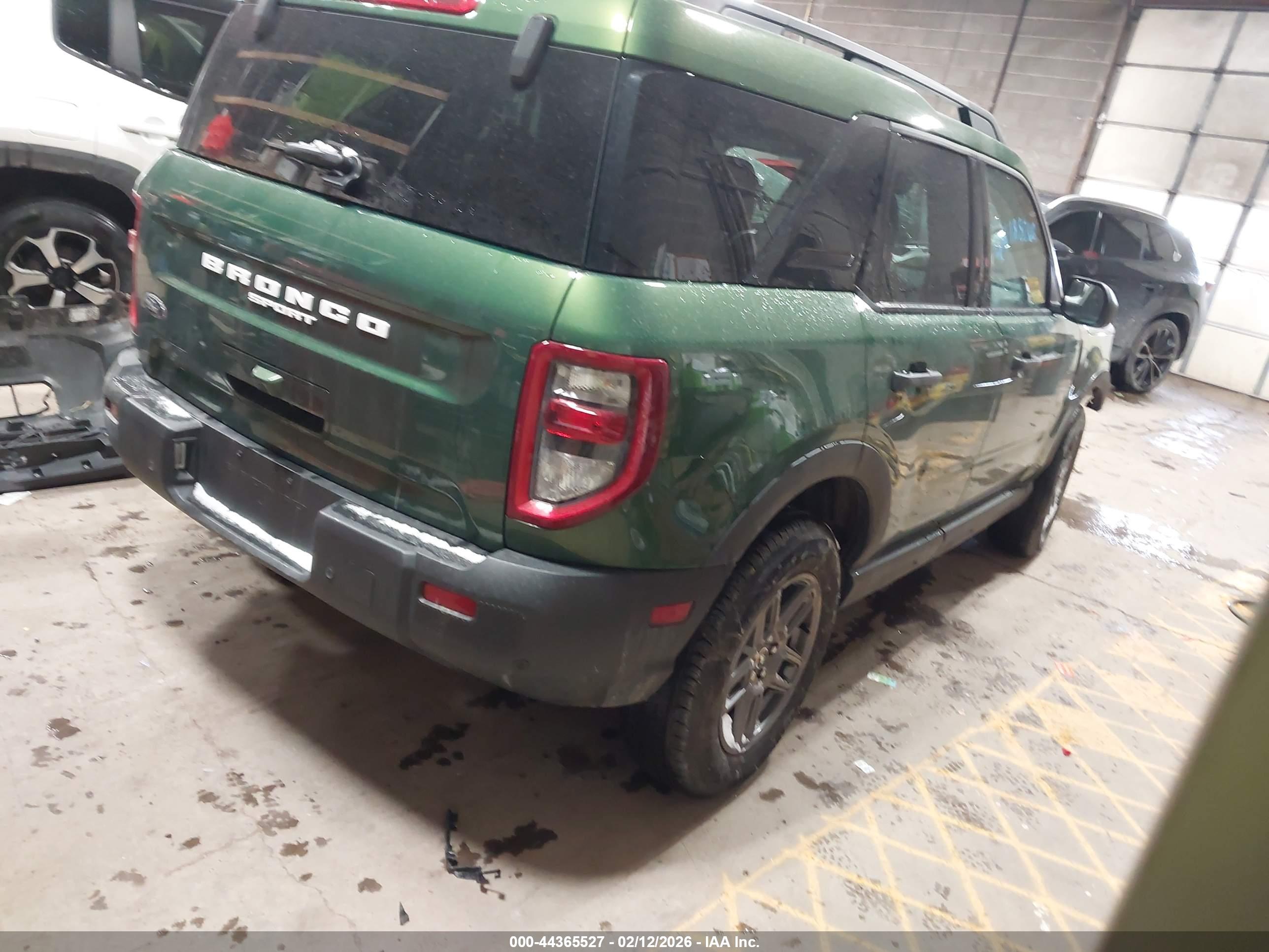 FORD BRONCO image 4