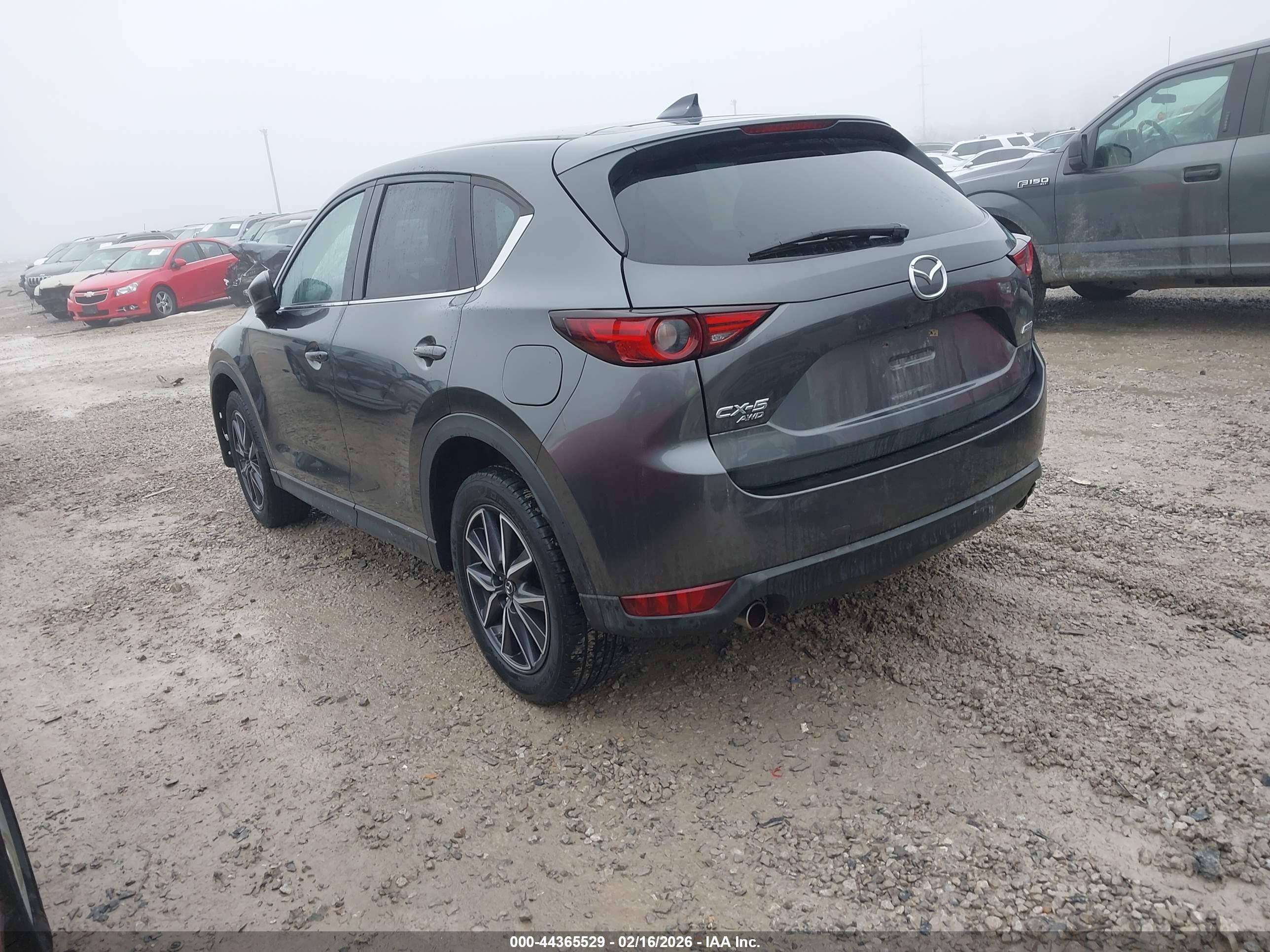 MAZDA CX-5 image 3