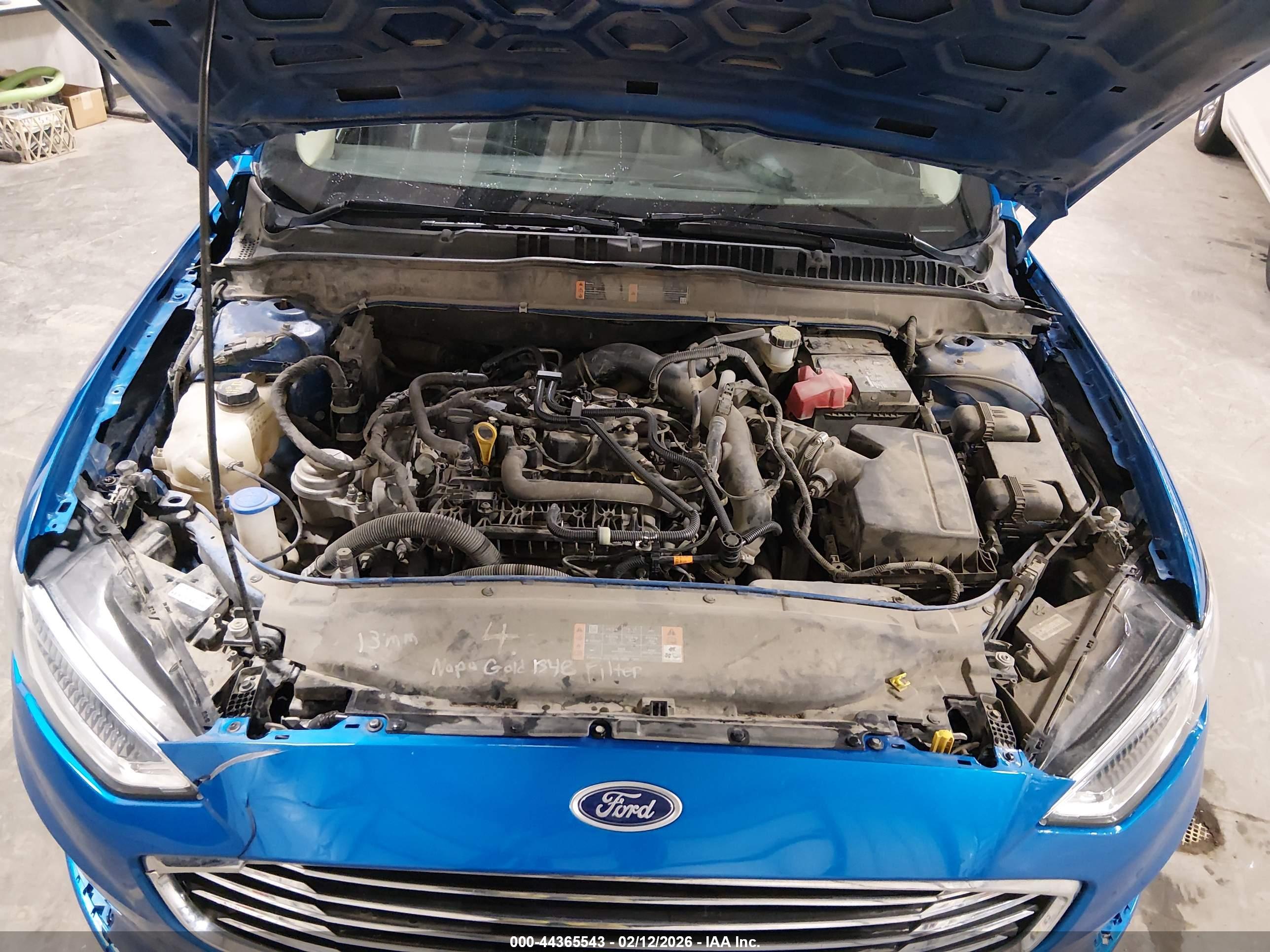 FORD FUSION image 10