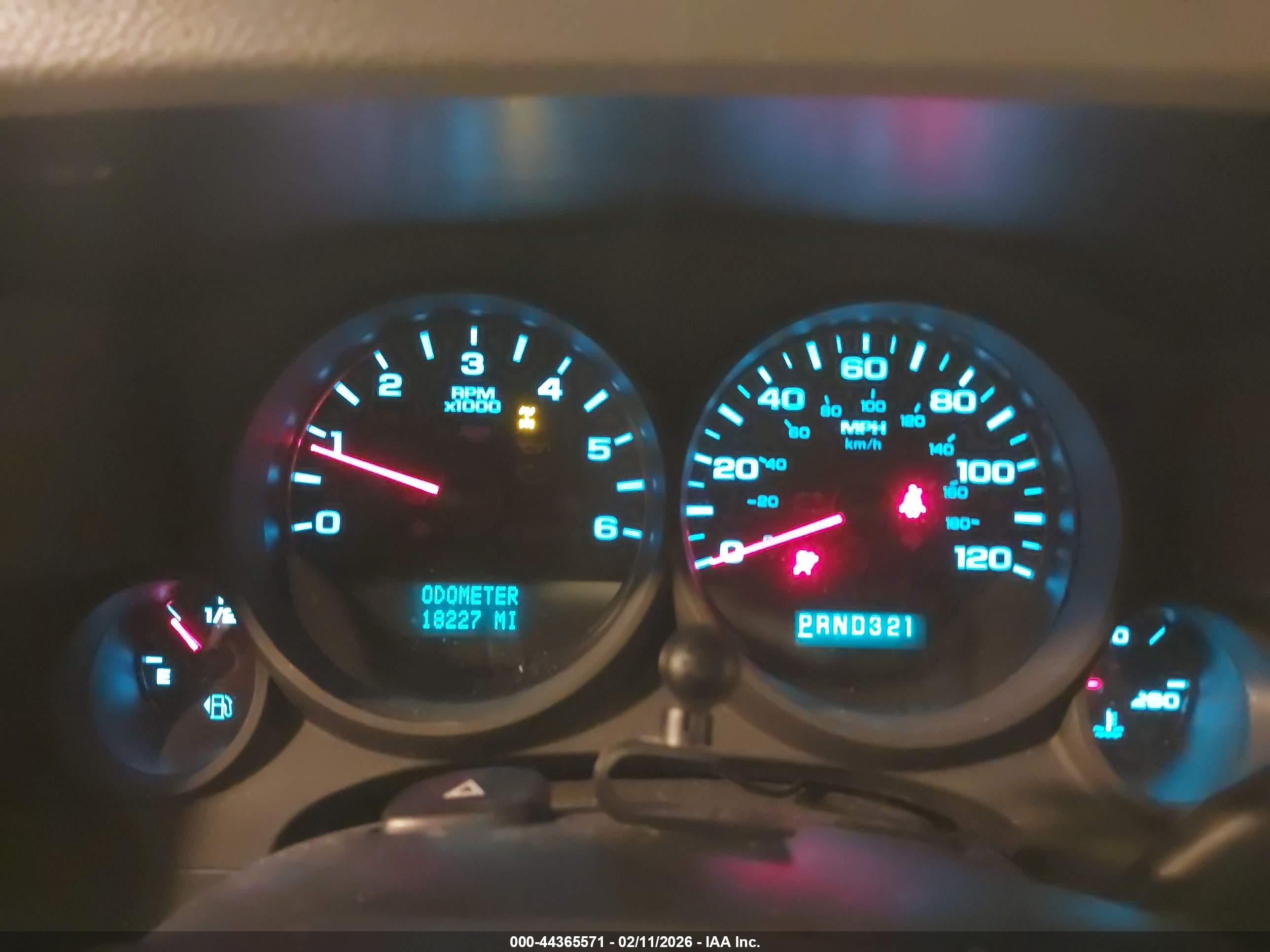 CHEVROLET SILVERADO image 7