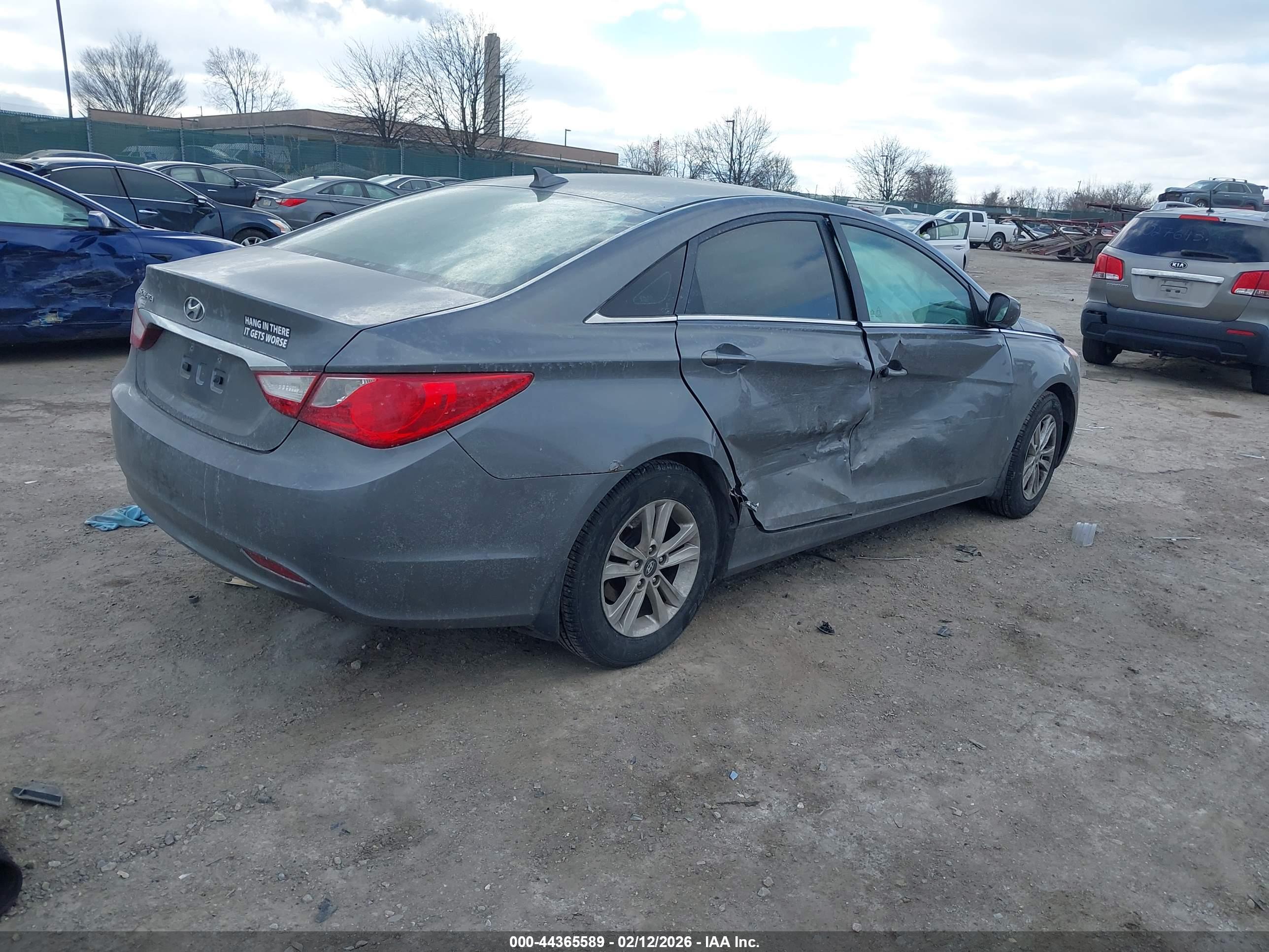 HYUNDAI SONATA image 4