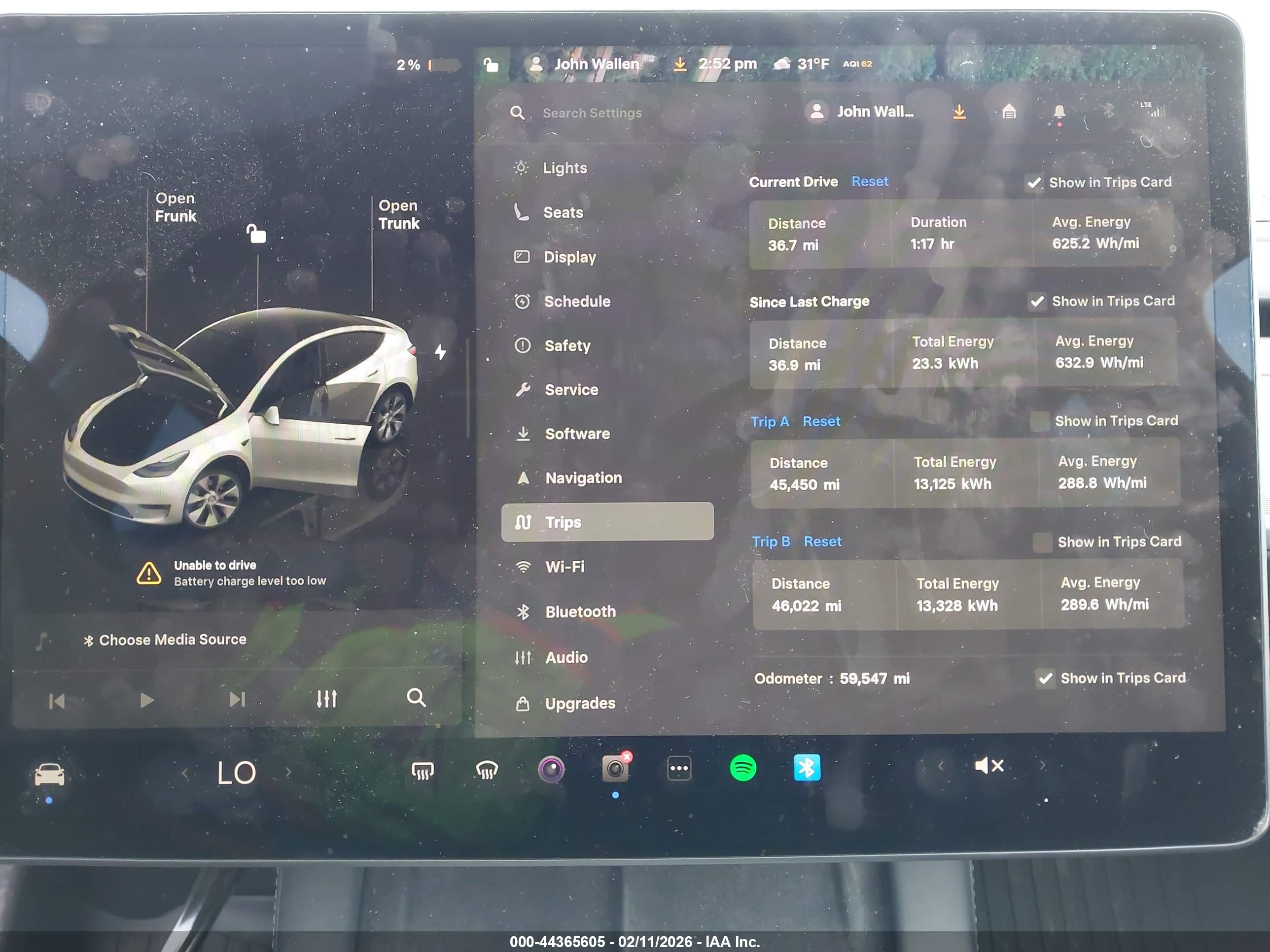 TESLA MODEL image 7