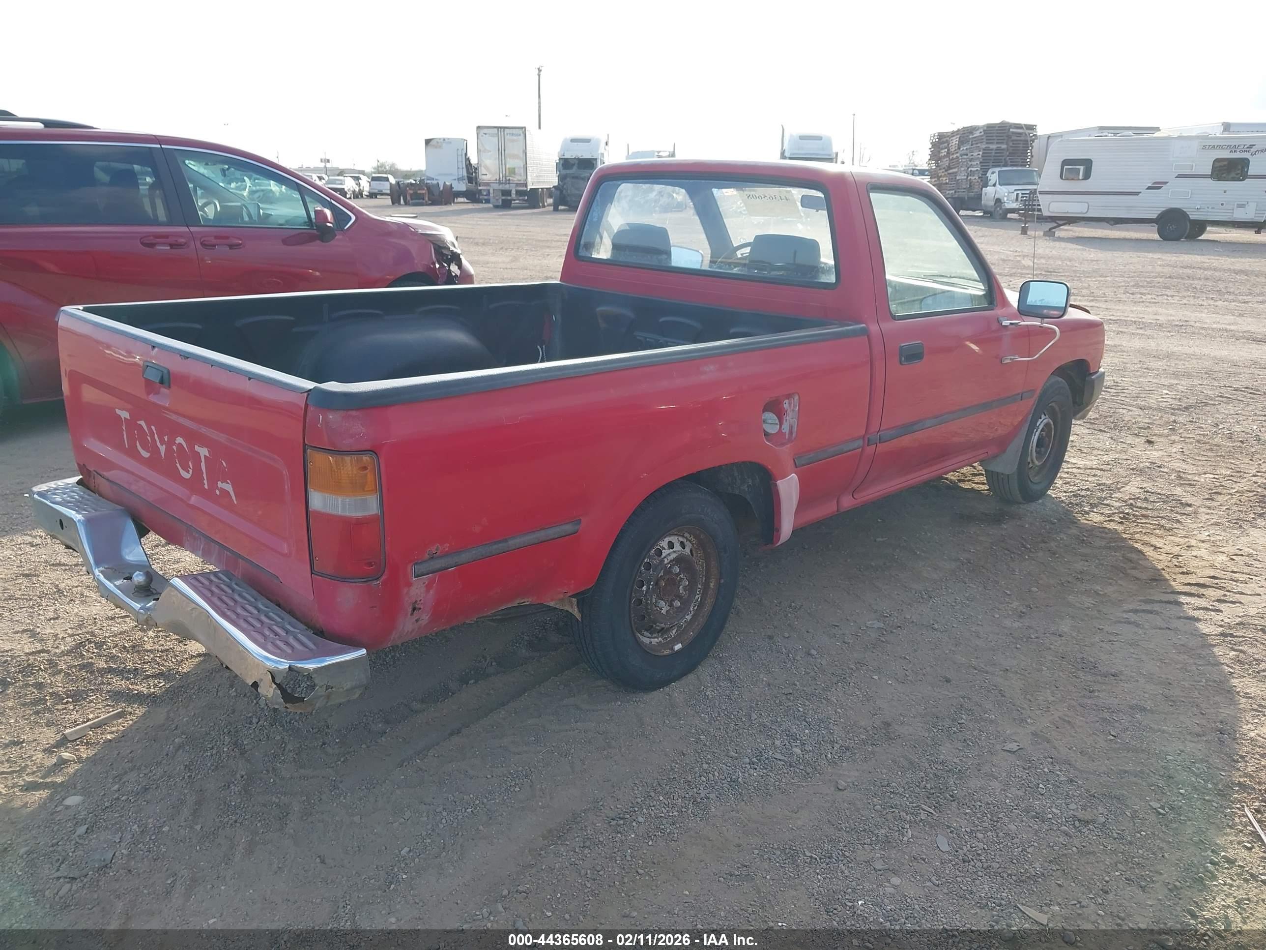 TOYOTA PICKUP image 4
