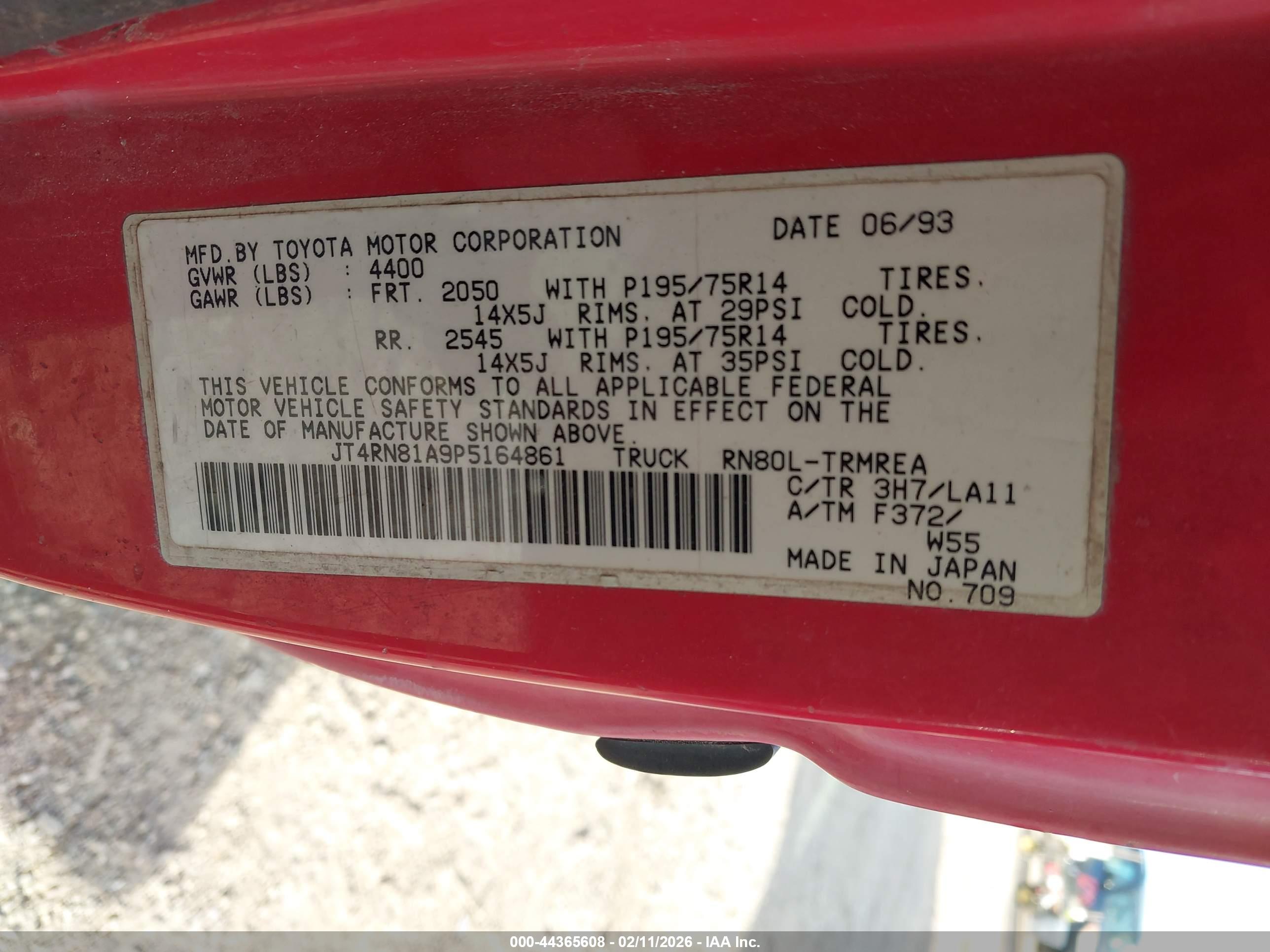 TOYOTA PICKUP image 9