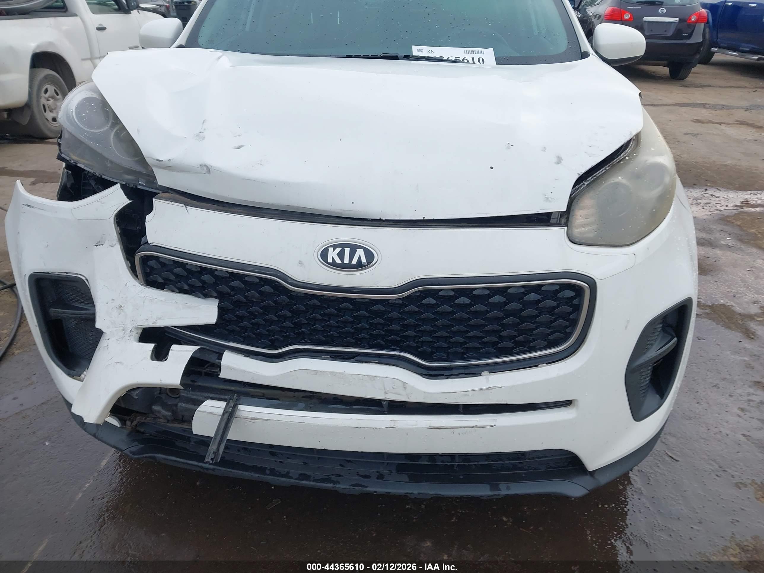 KIA SPORTAGE image 6