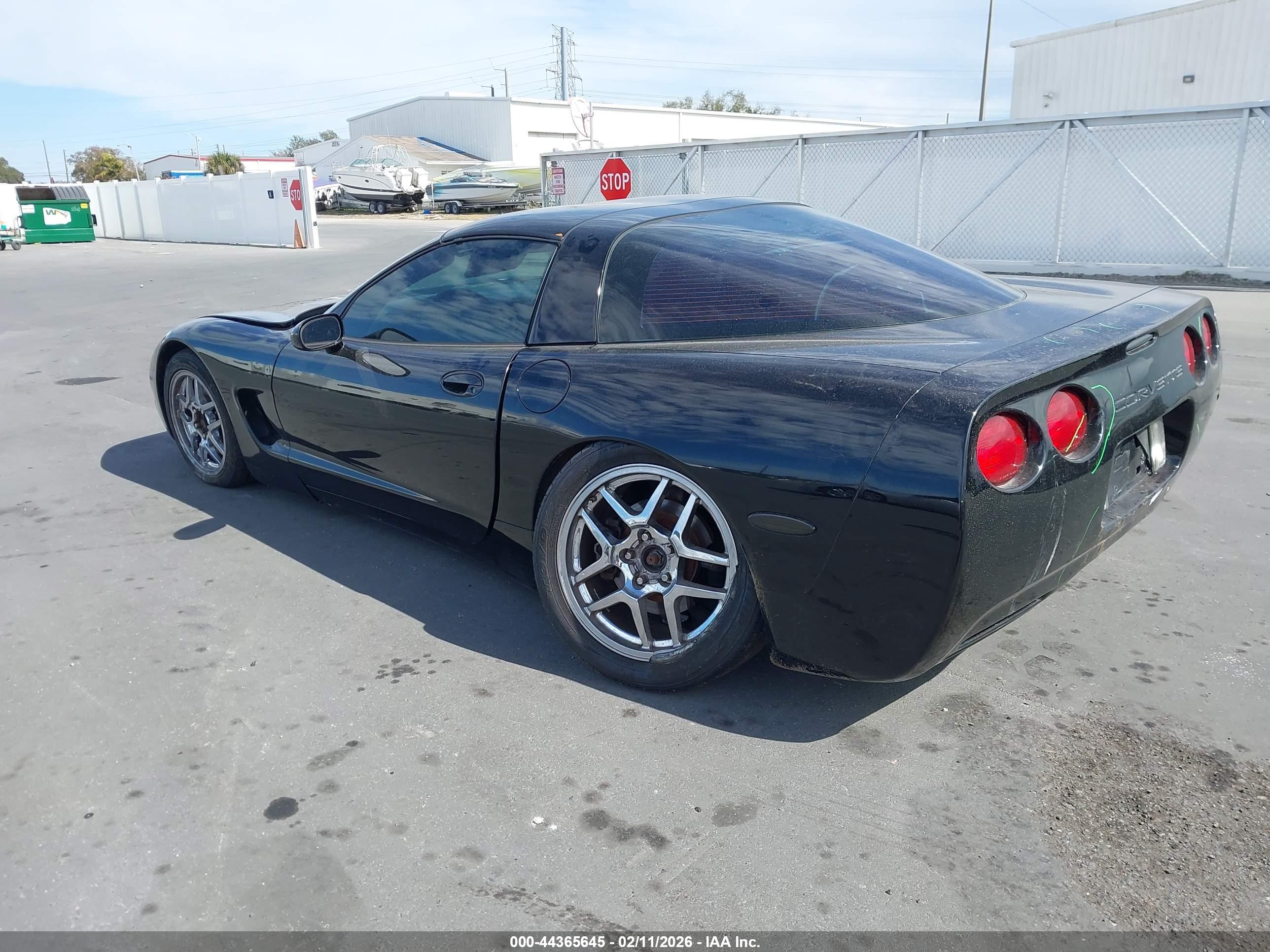CHEVROLET CORVETTE image 3