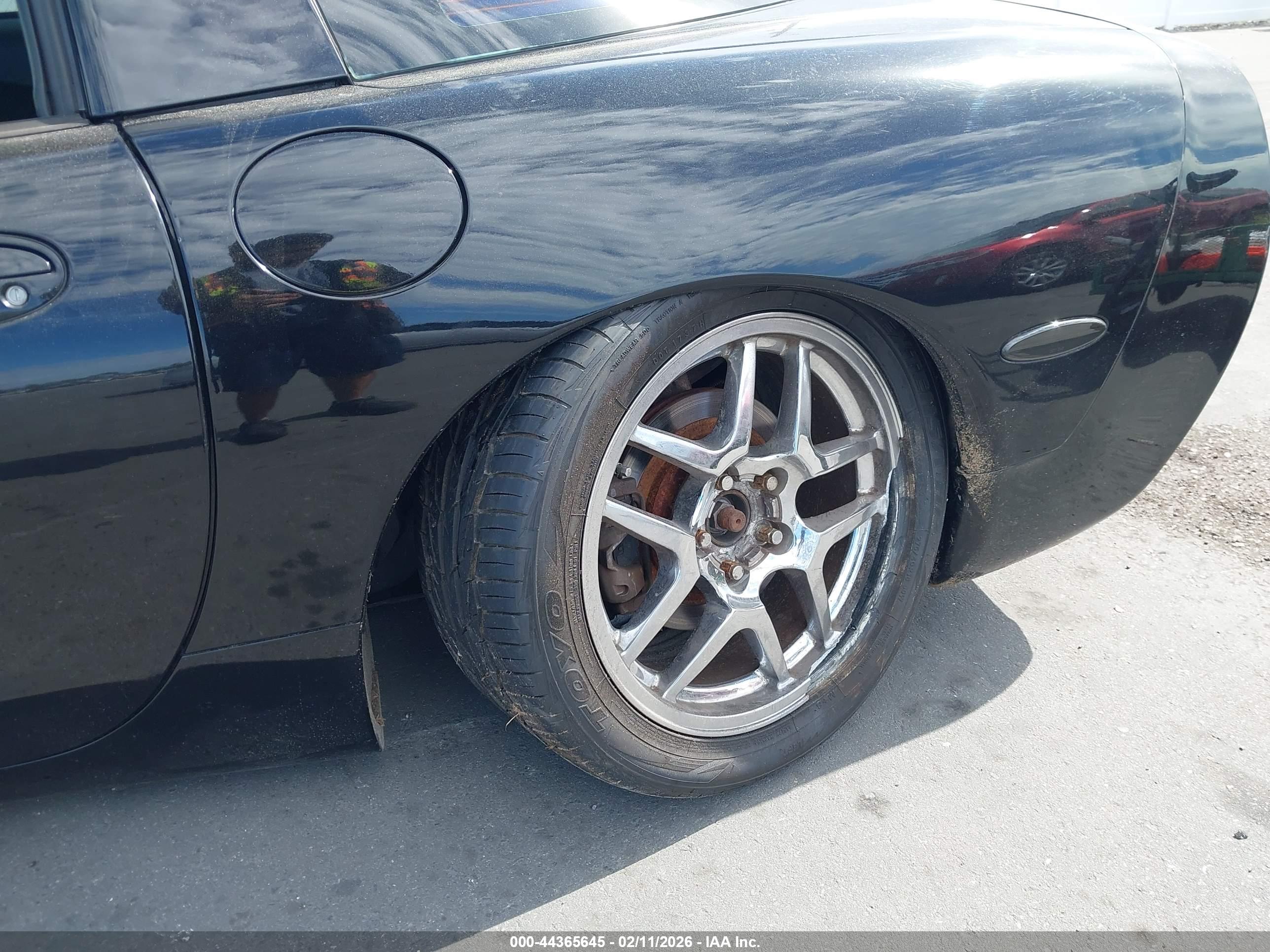 CHEVROLET CORVETTE image 6