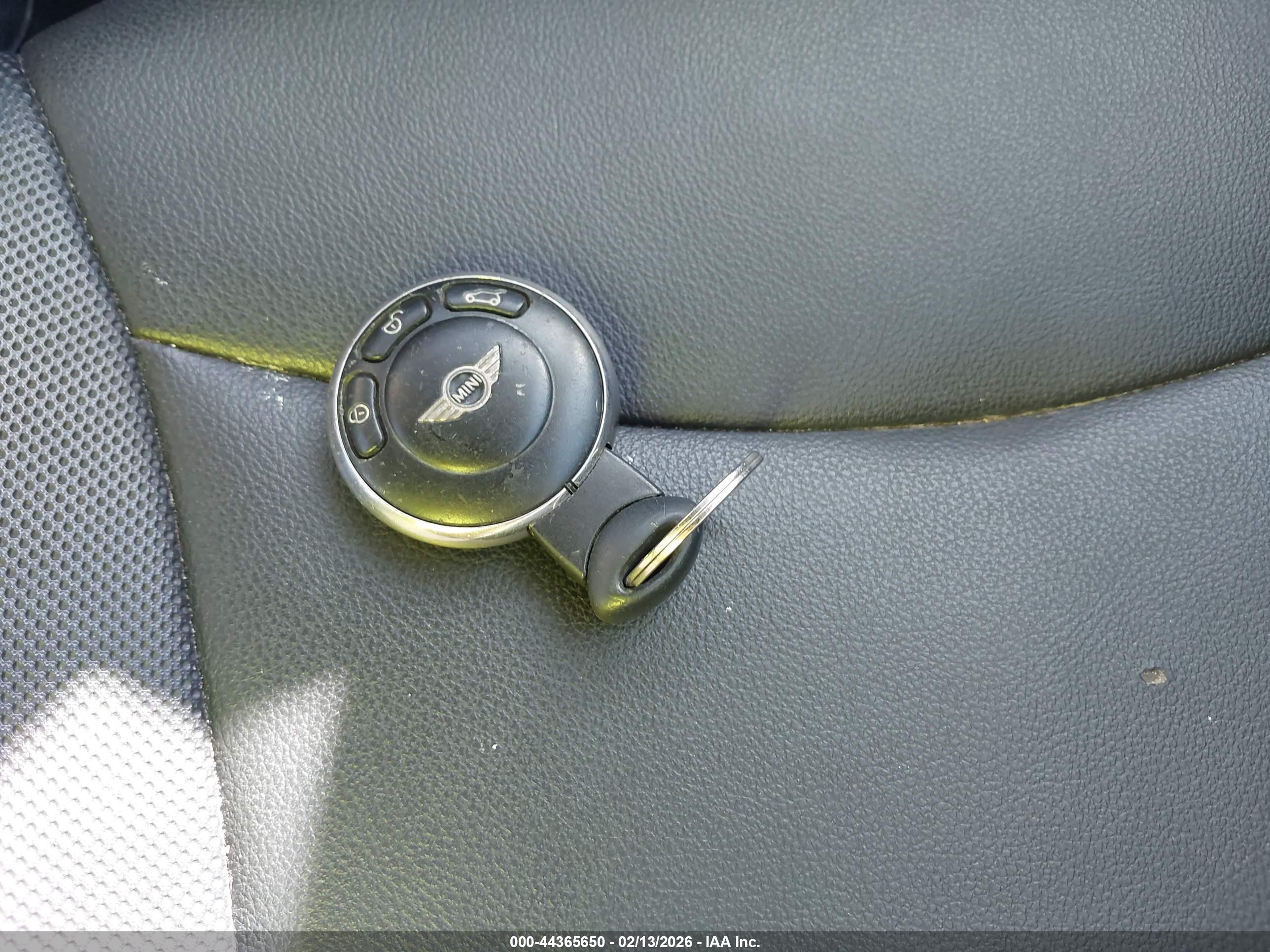 MINI COOPER image 11