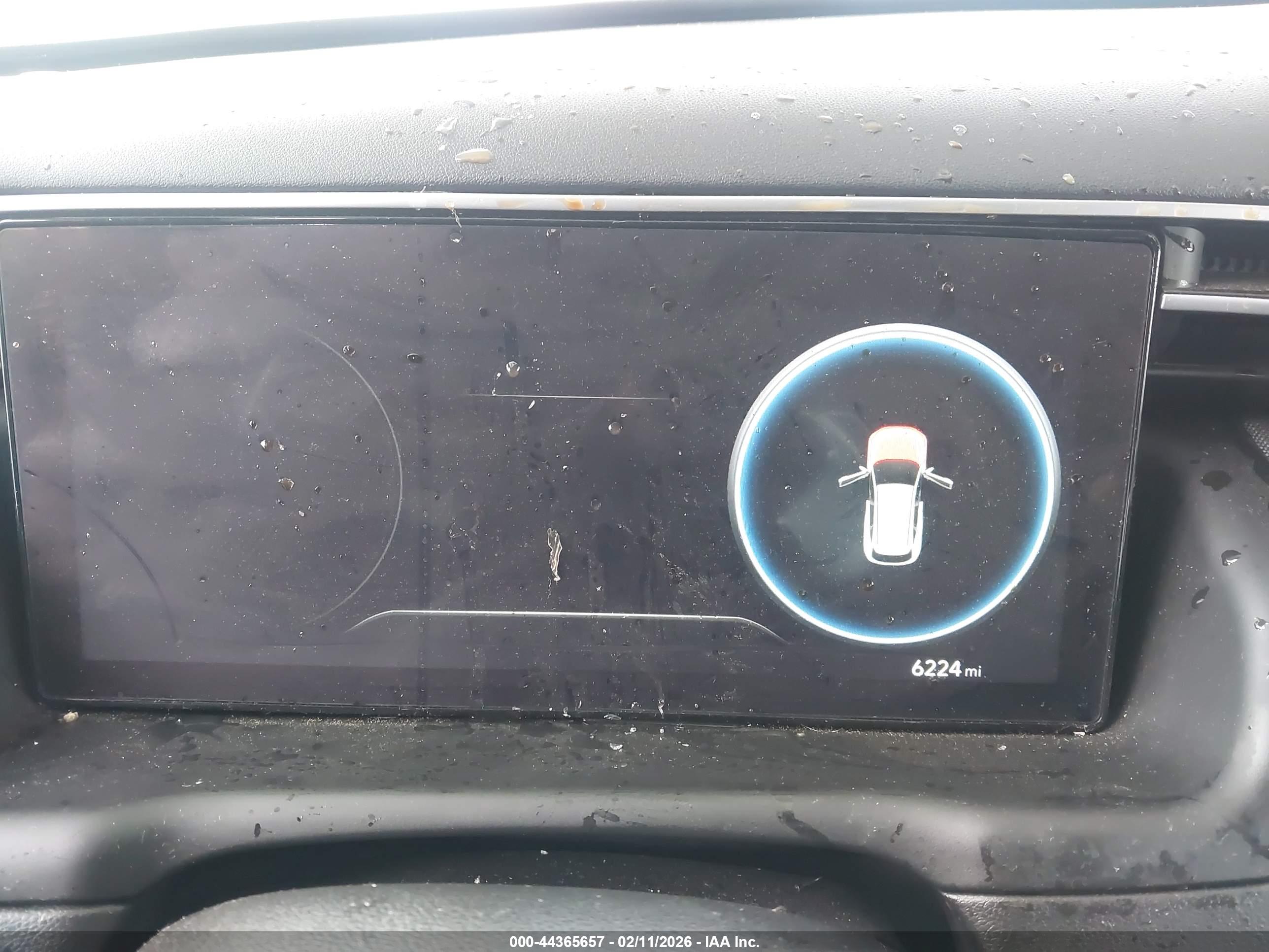 HYUNDAI TUCSON image 7