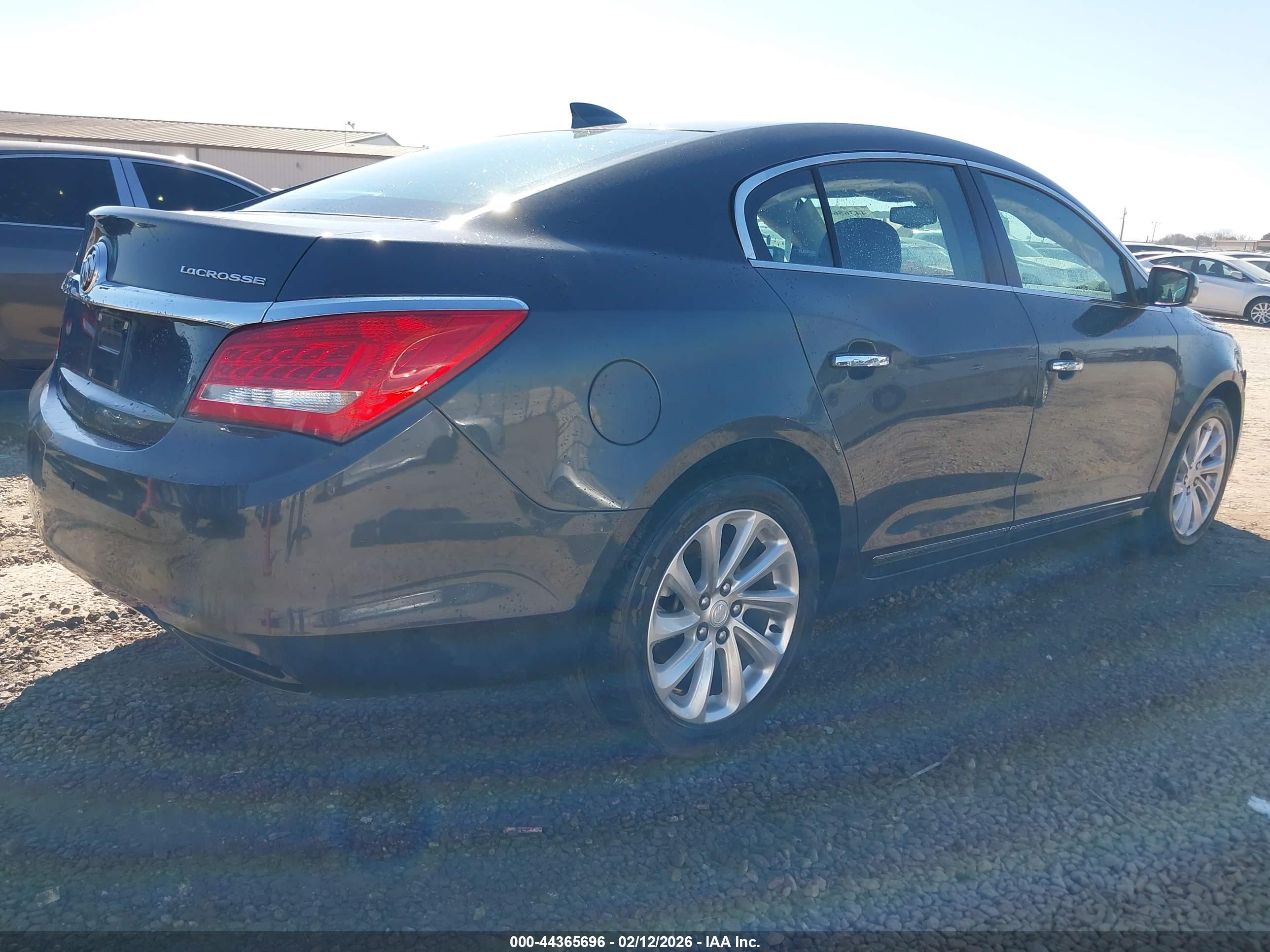 BUICK LACROSSE image 4