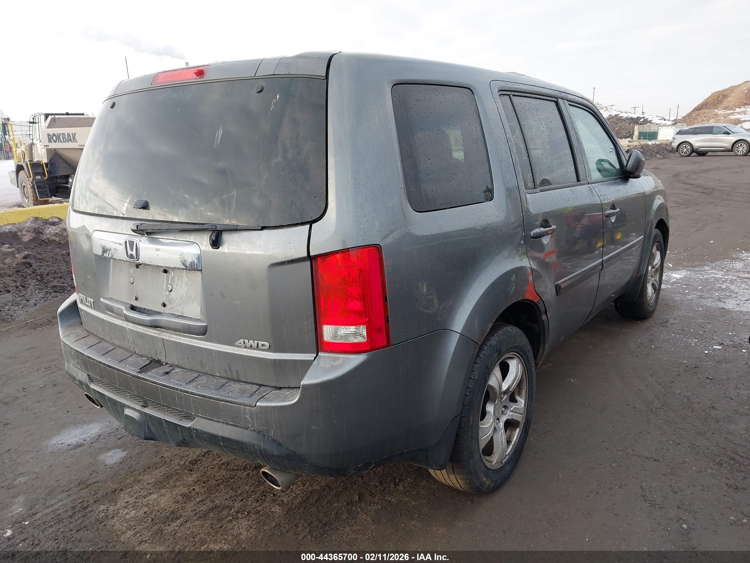 HONDA PILOT image 4